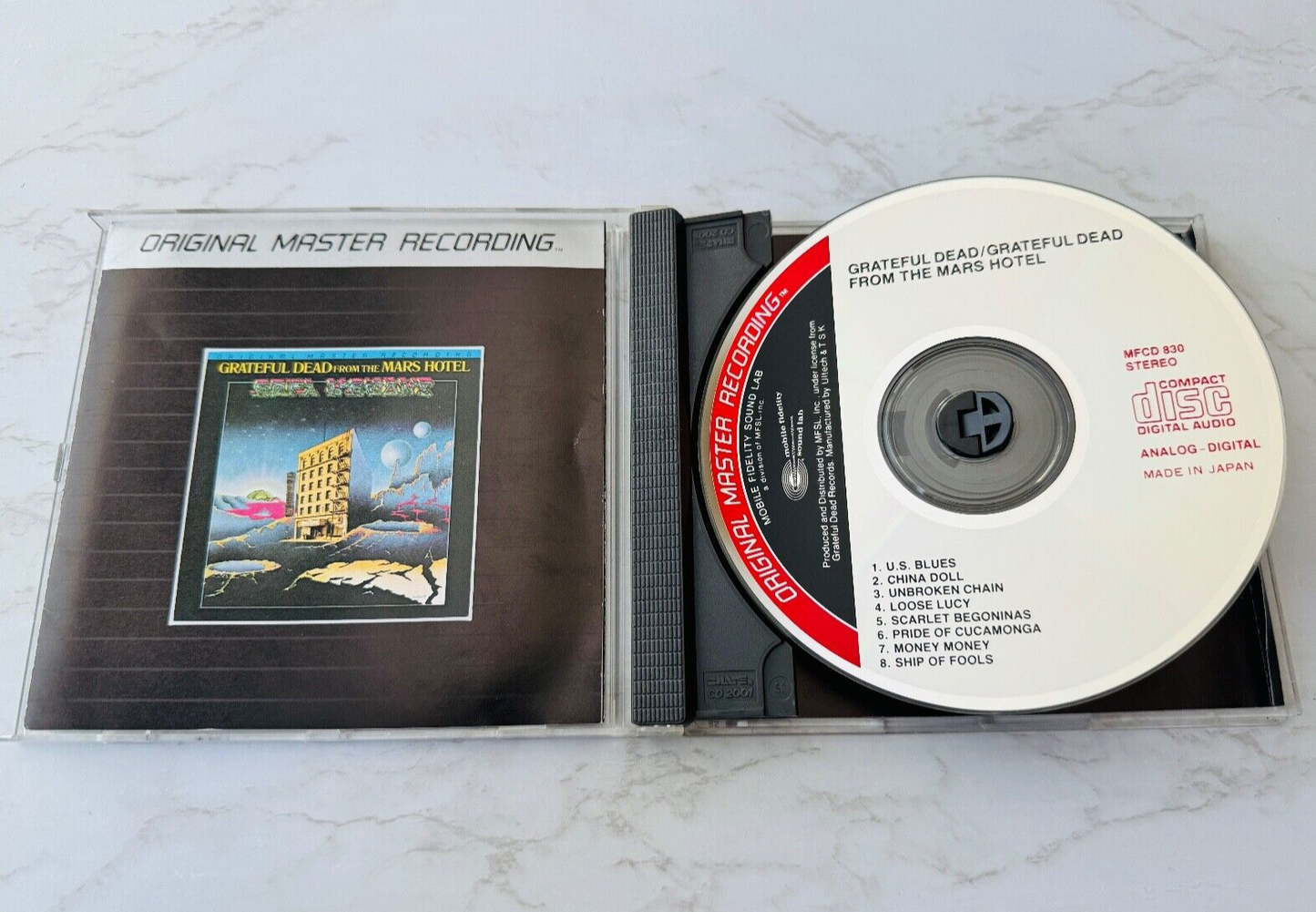 Grateful Dead – The Grateful Dead From The Mars Hotel (1985)