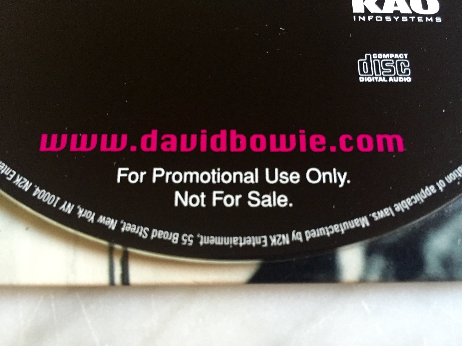 David Bowie – Earthling in the City (1997)