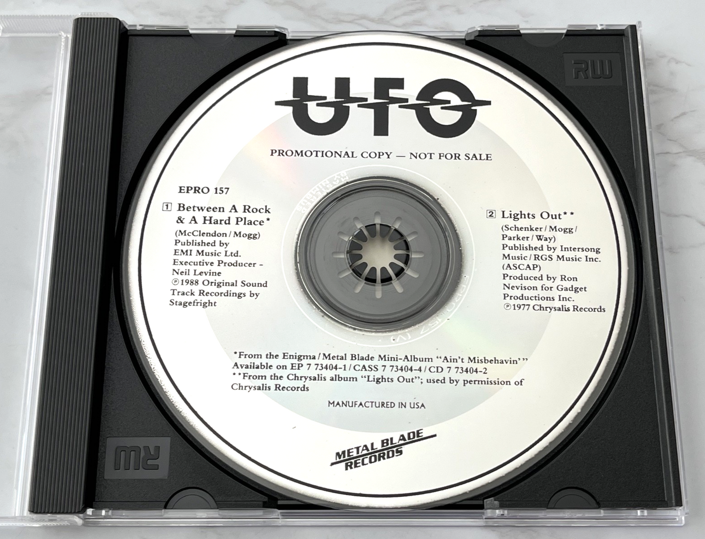 UFO – Between A Rock & A Hard Place (1989)