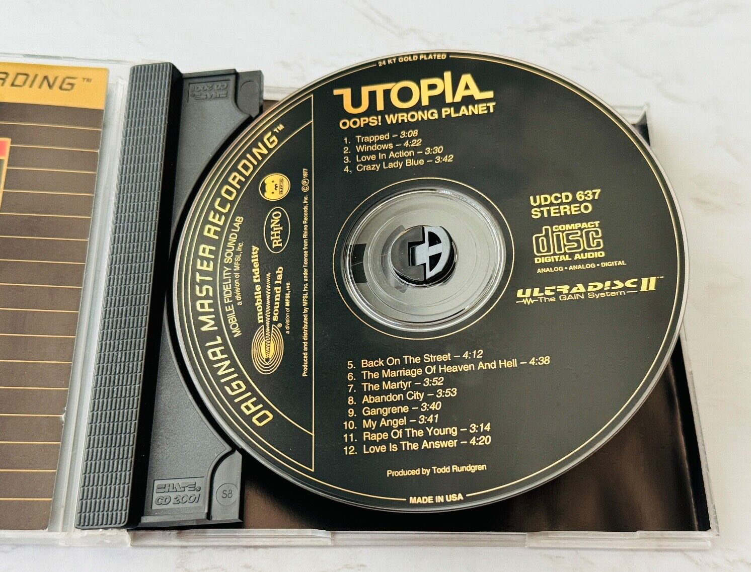 Utopia – Oops Wrong Planet (1995)