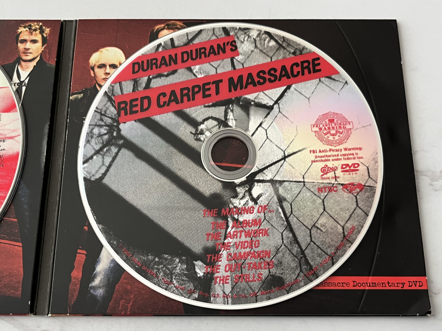 Duran Duran – Red Carpet Massacre (CD/DVD) (2007)