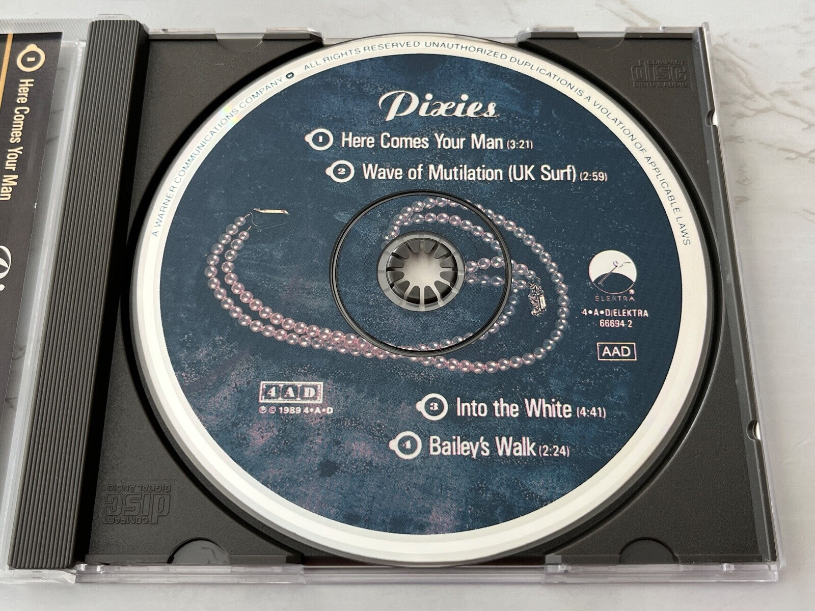 Pixies – Here Comes Your Man (1989)