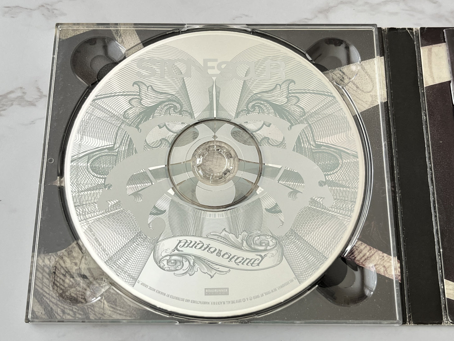Stone Sour – Audio Secrecy (Deluxe Edition, Digipak, CD/DVD) (2010)