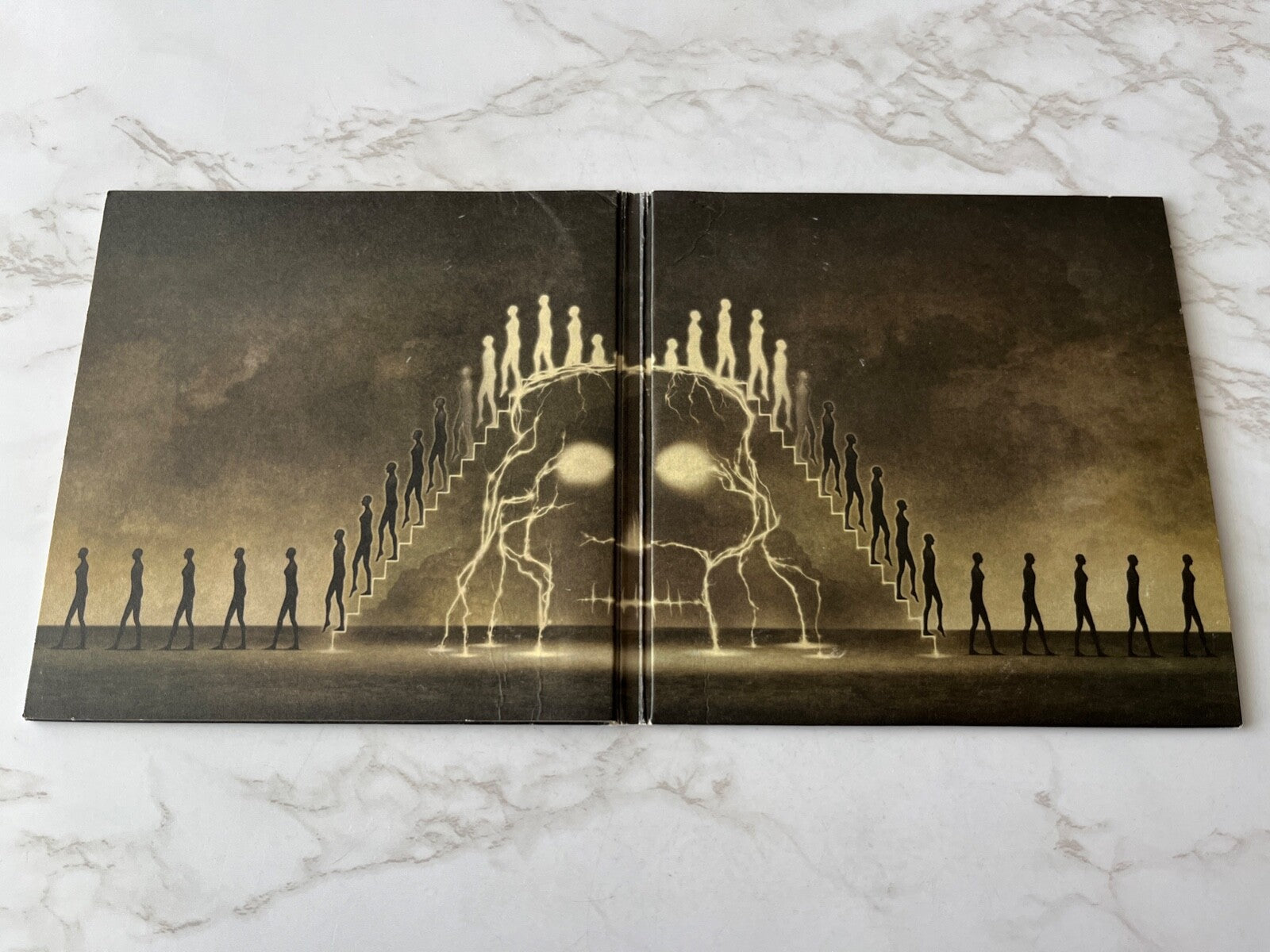 Muse – Drones (Digipak) (2015)