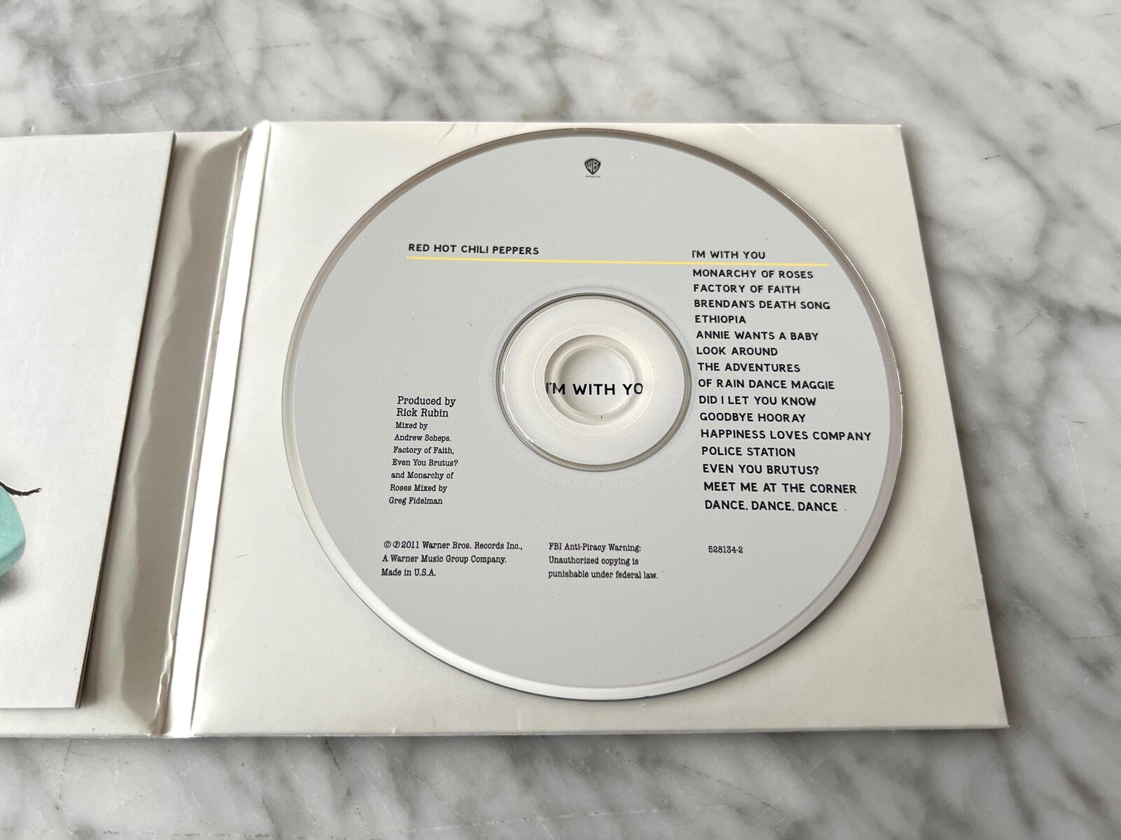 Red Hot Chili Peppers – I'm With You (Digipak) (2011)