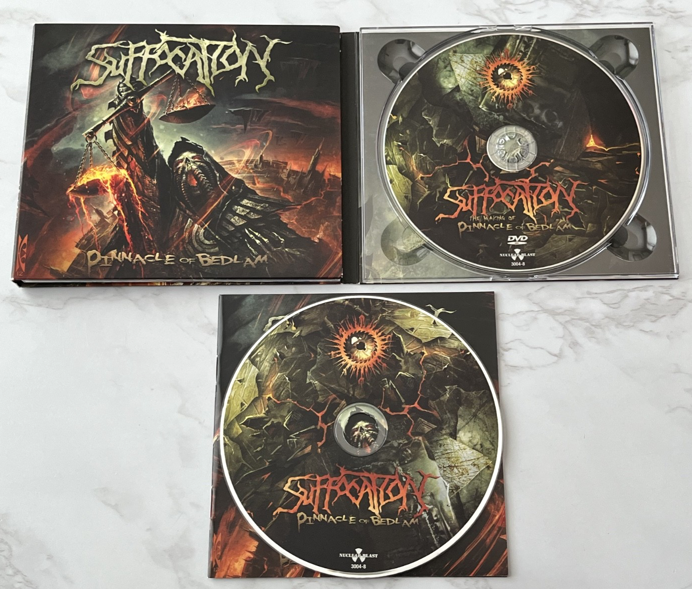 Suffocation – Pinnacle Of Bedlam (Deluxe Edition, Digipak, CD/DVD) (2013)