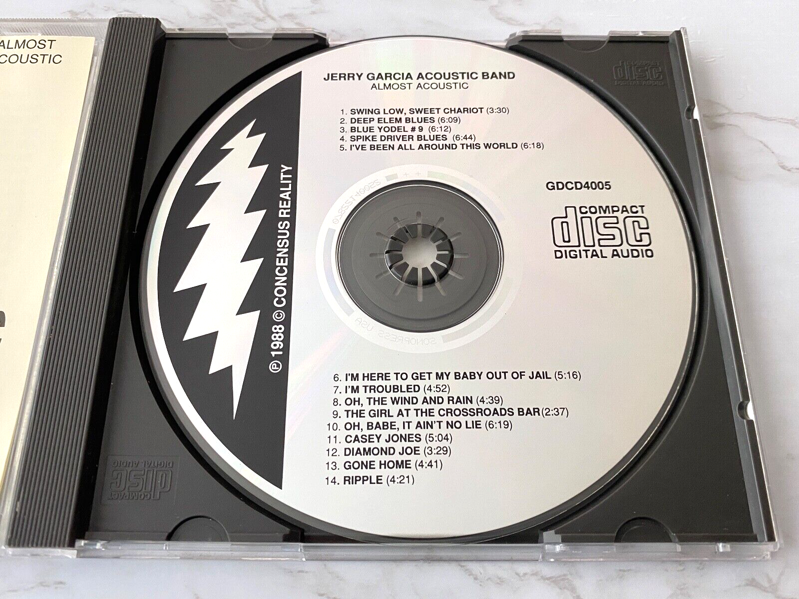 Jerry Garcia – Acoustic Band Almost Acoustic