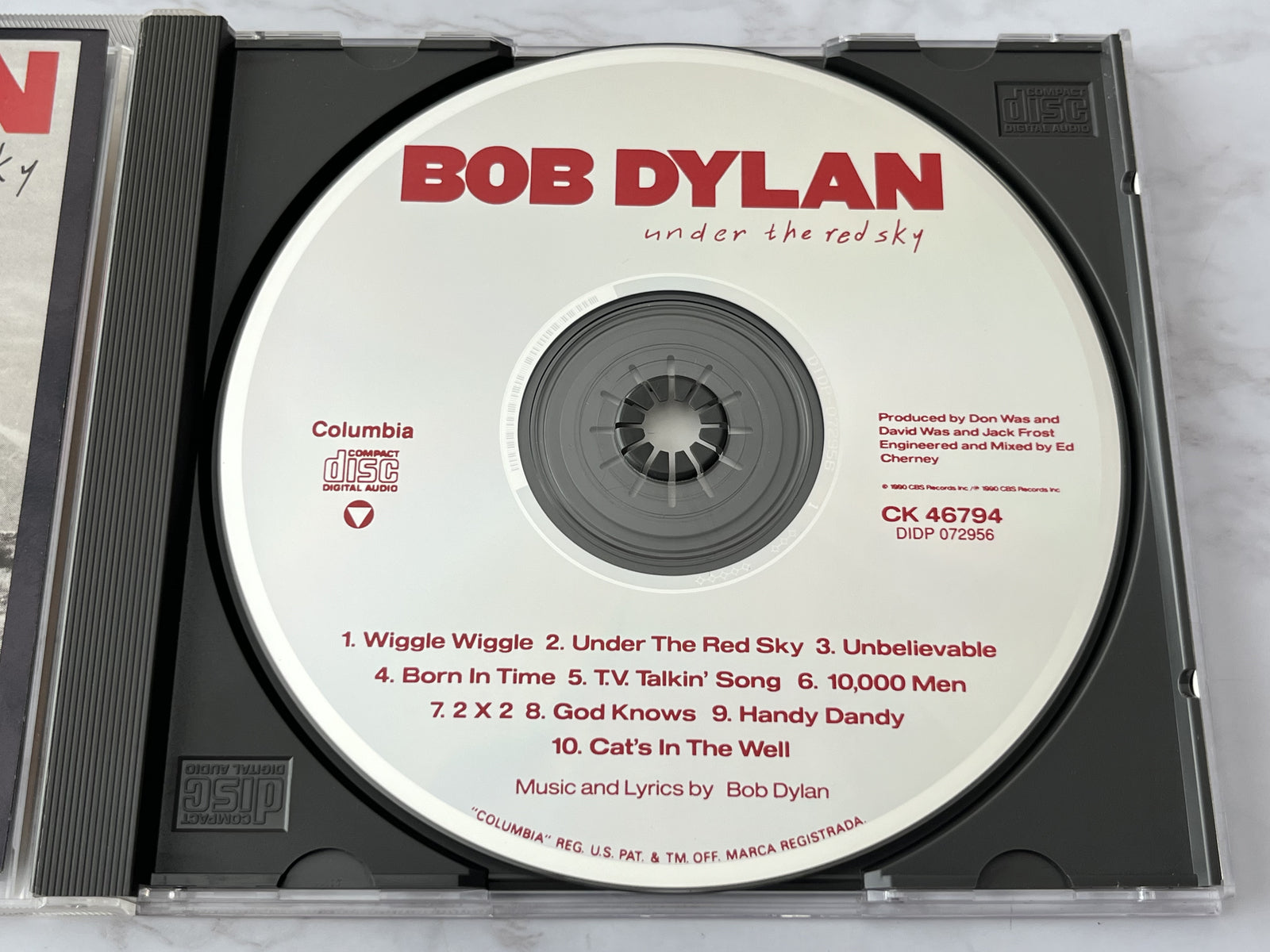 Bob Dylan – Under The Red Sky (1990)