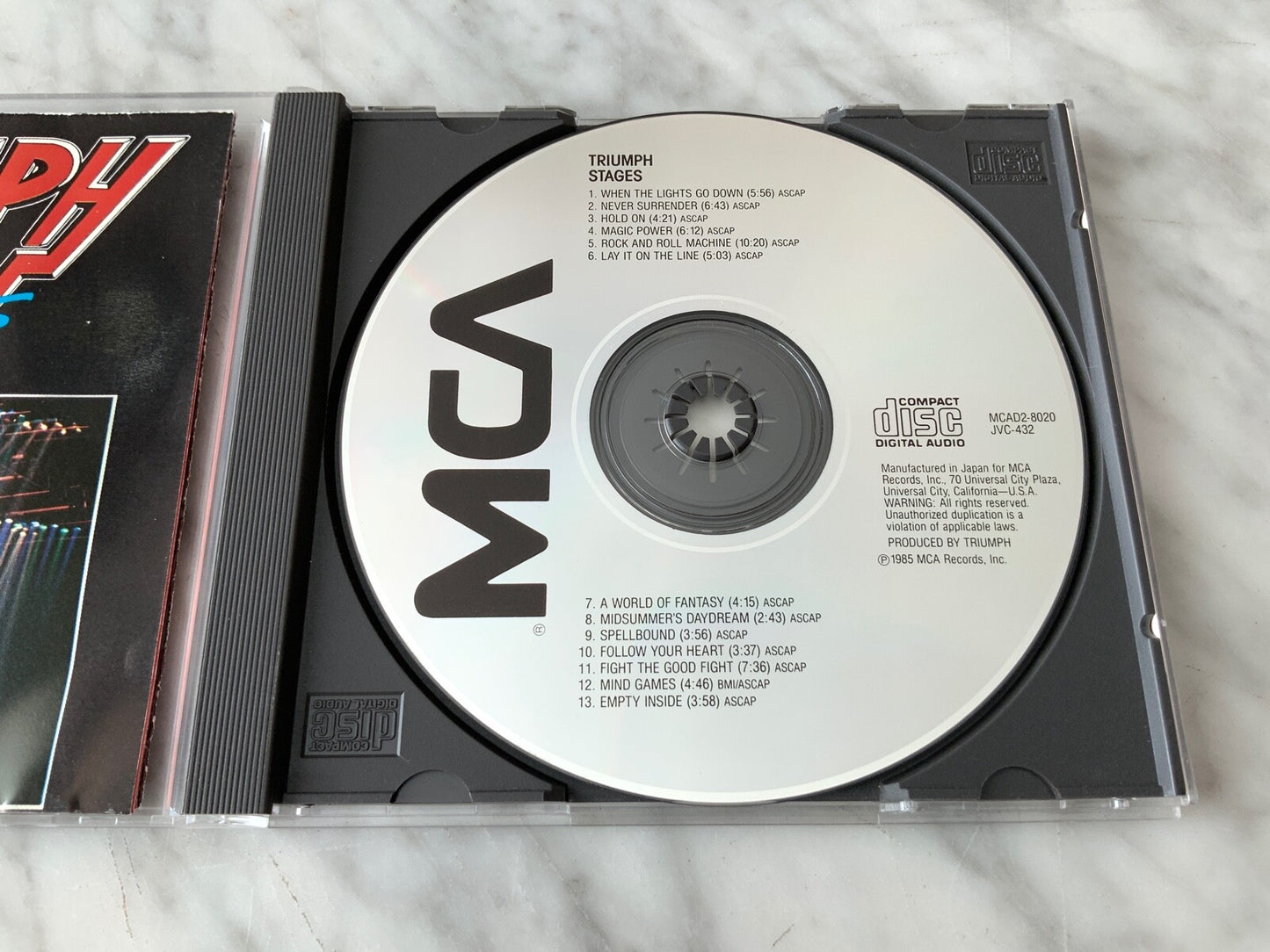 Triumph – Stages [JAPAN PRESS]