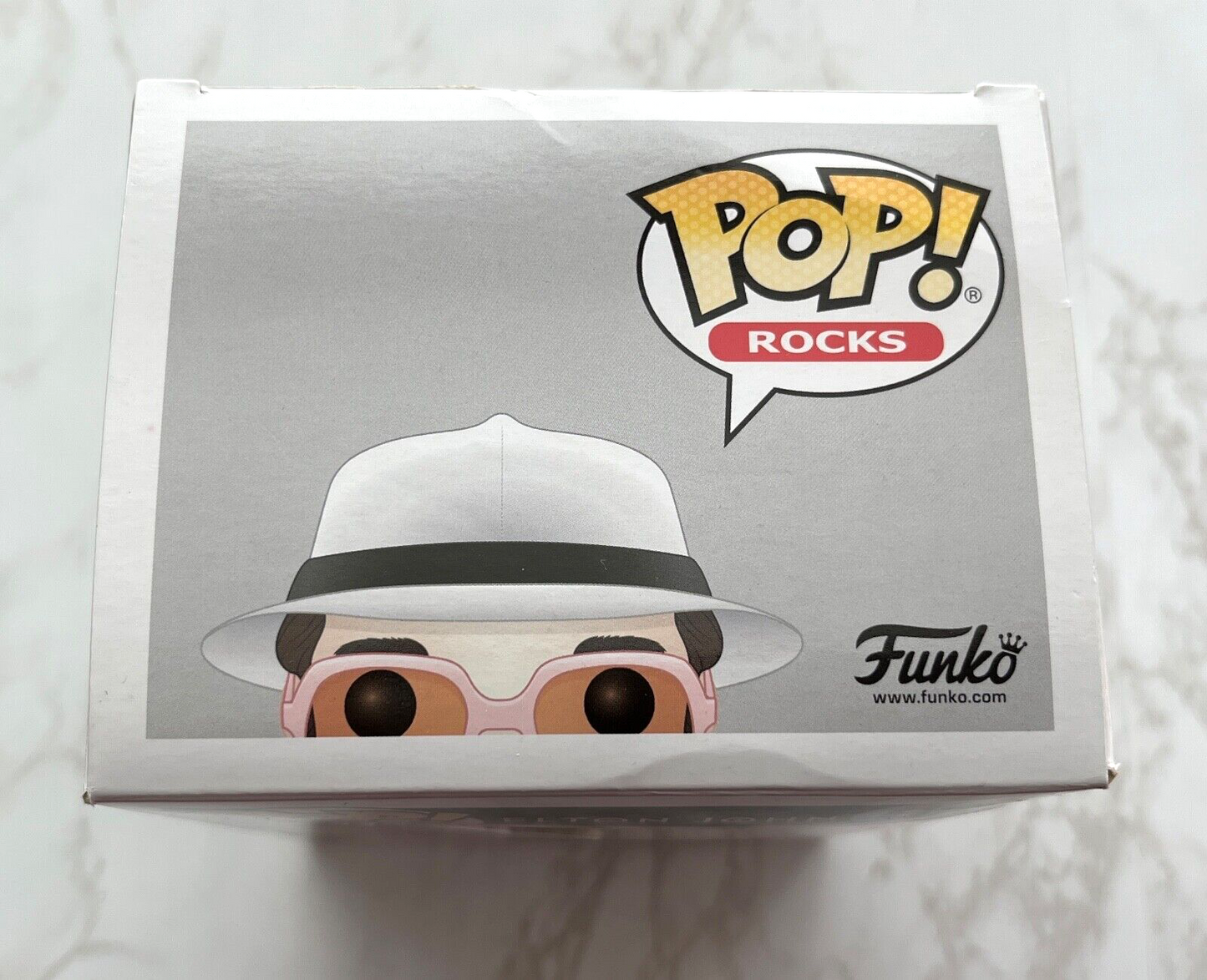 ELTON JOHN GREATEST HITS #62 FUNKO POP! VAULTED! White Suit & Pink Glasses!