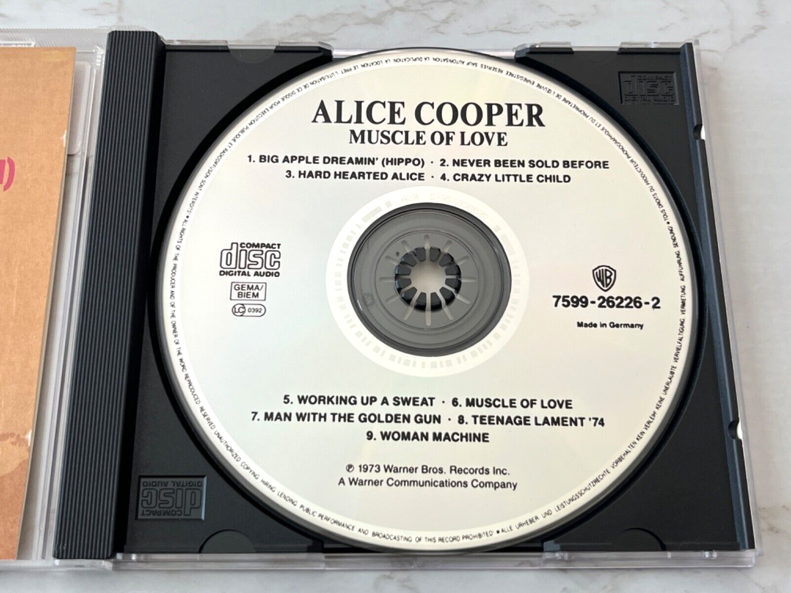 Alice Cooper – Muscle Of Love [GERMAN PRESS]