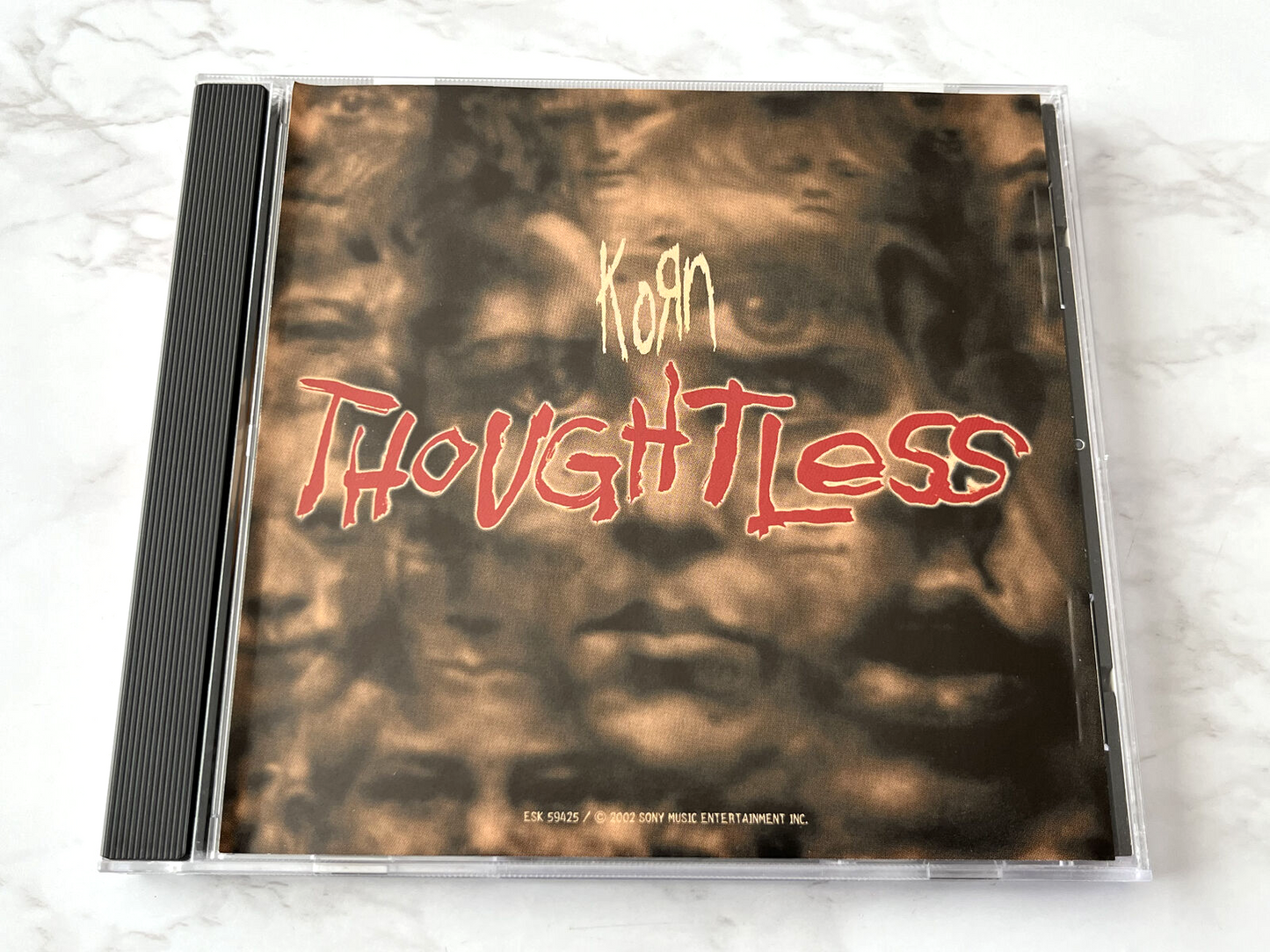 Korn – Thoughtless (2002)