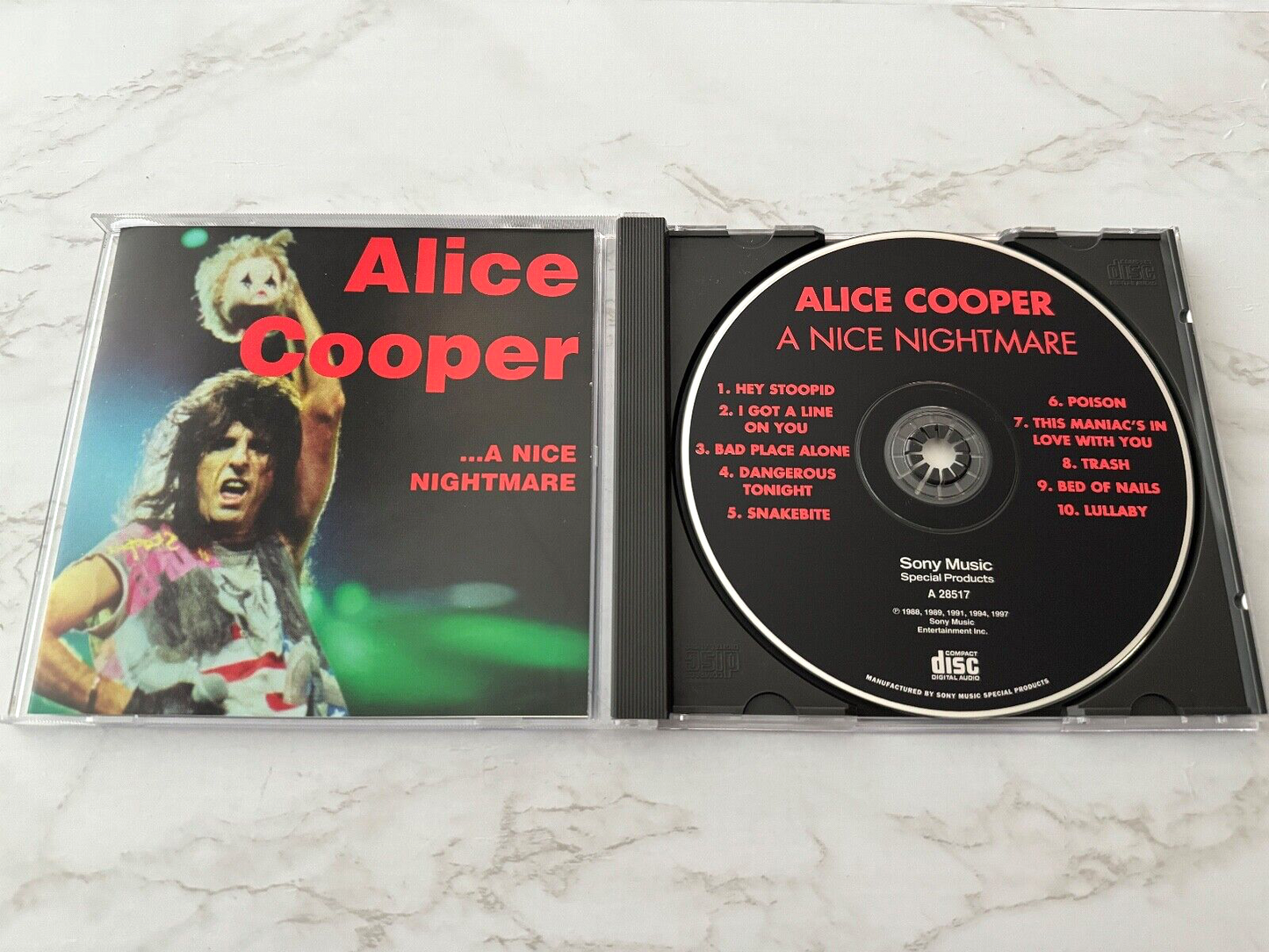 Alice Cooper – A Nice Nightmare (1997)