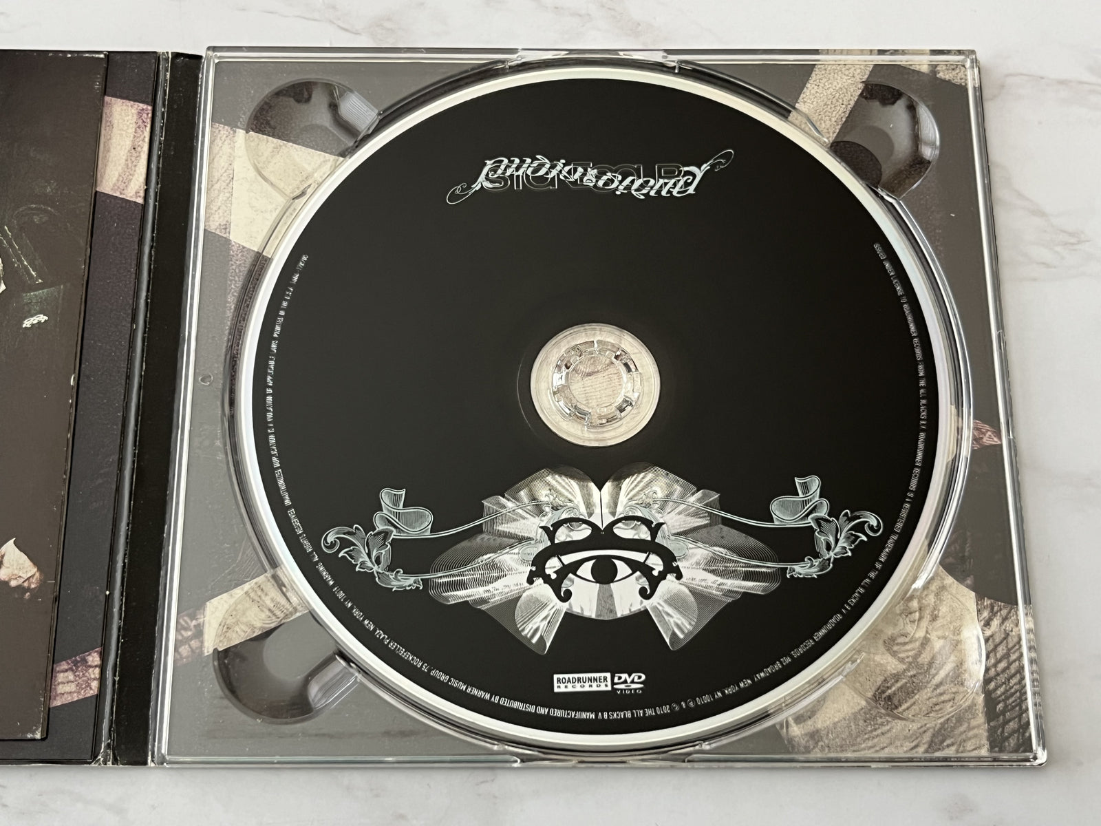 Stone Sour – Audio Secrecy (Deluxe Edition, Digipak, CD/DVD) (2010)