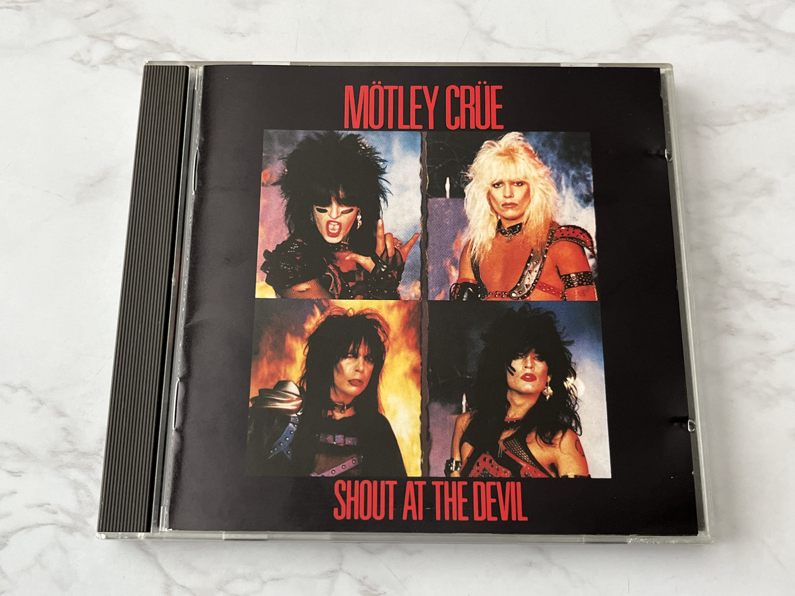 Motley Crue – Shout At The Devil [JAPAN PRESS]