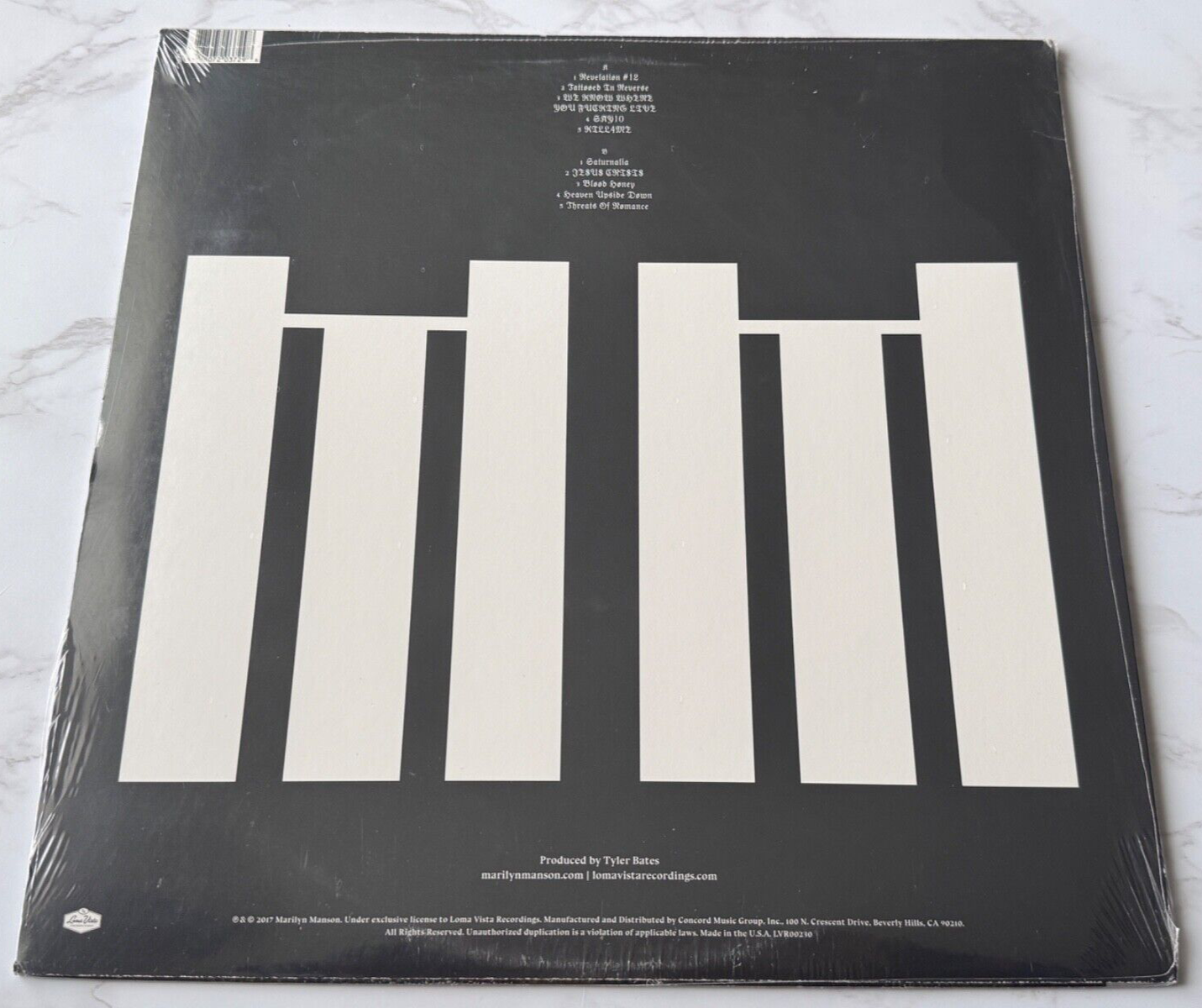 Marilyn Manson – Heaven Upside Down (2017)