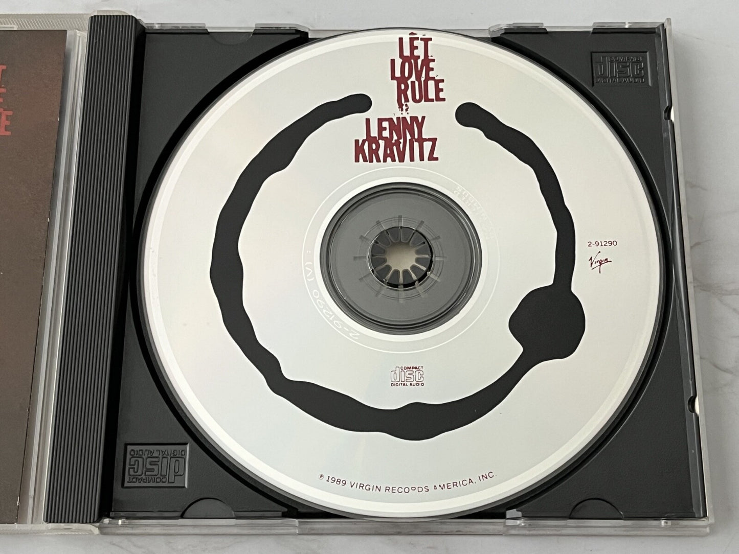 Lenny Kravitz – Let Love Rule (1989)