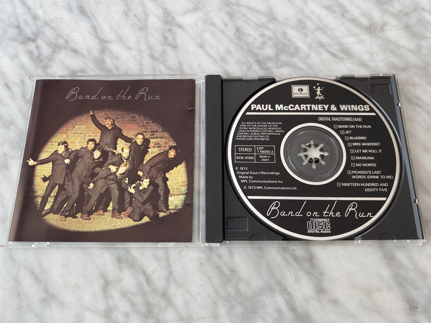Paul McCartney, Wings – & Wings Band On The Run [JAPAN PRESS]