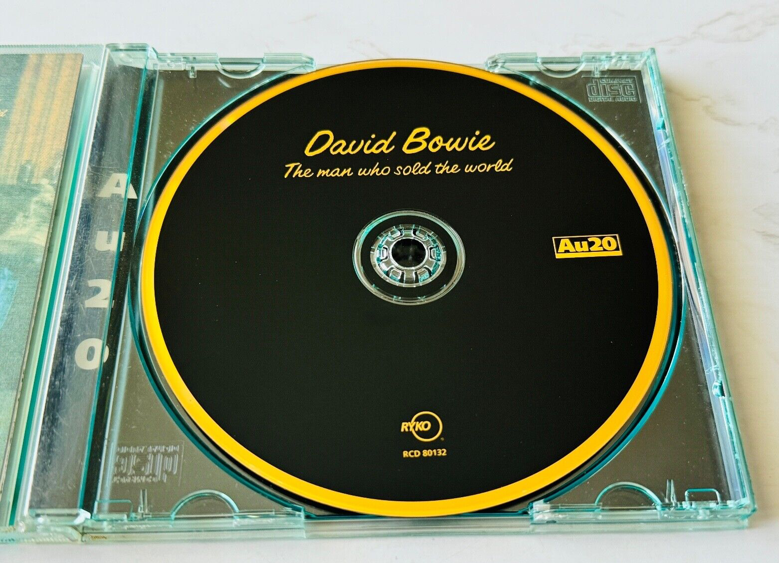 David Bowie – The Man Who Sold The World (1997)