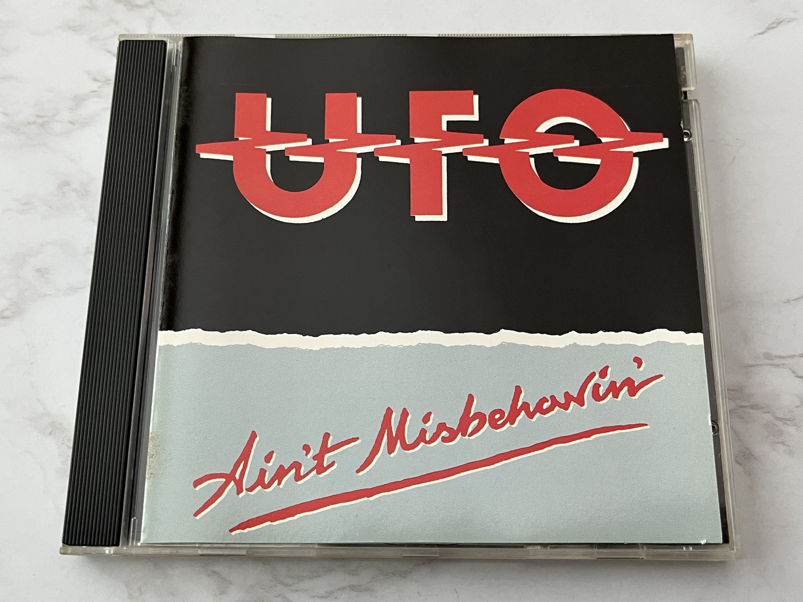 UFO – Ain't Misbehavin' (1989)