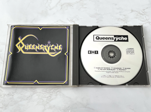 Queensrÿche – Queensryche Queensrÿche