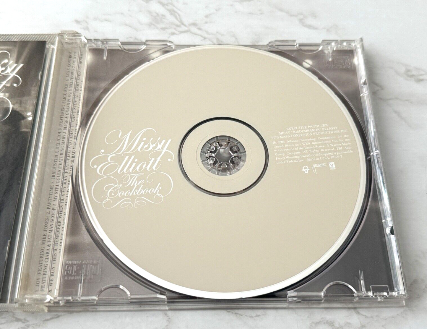 Missy Elliot – The Cookbook (2005)