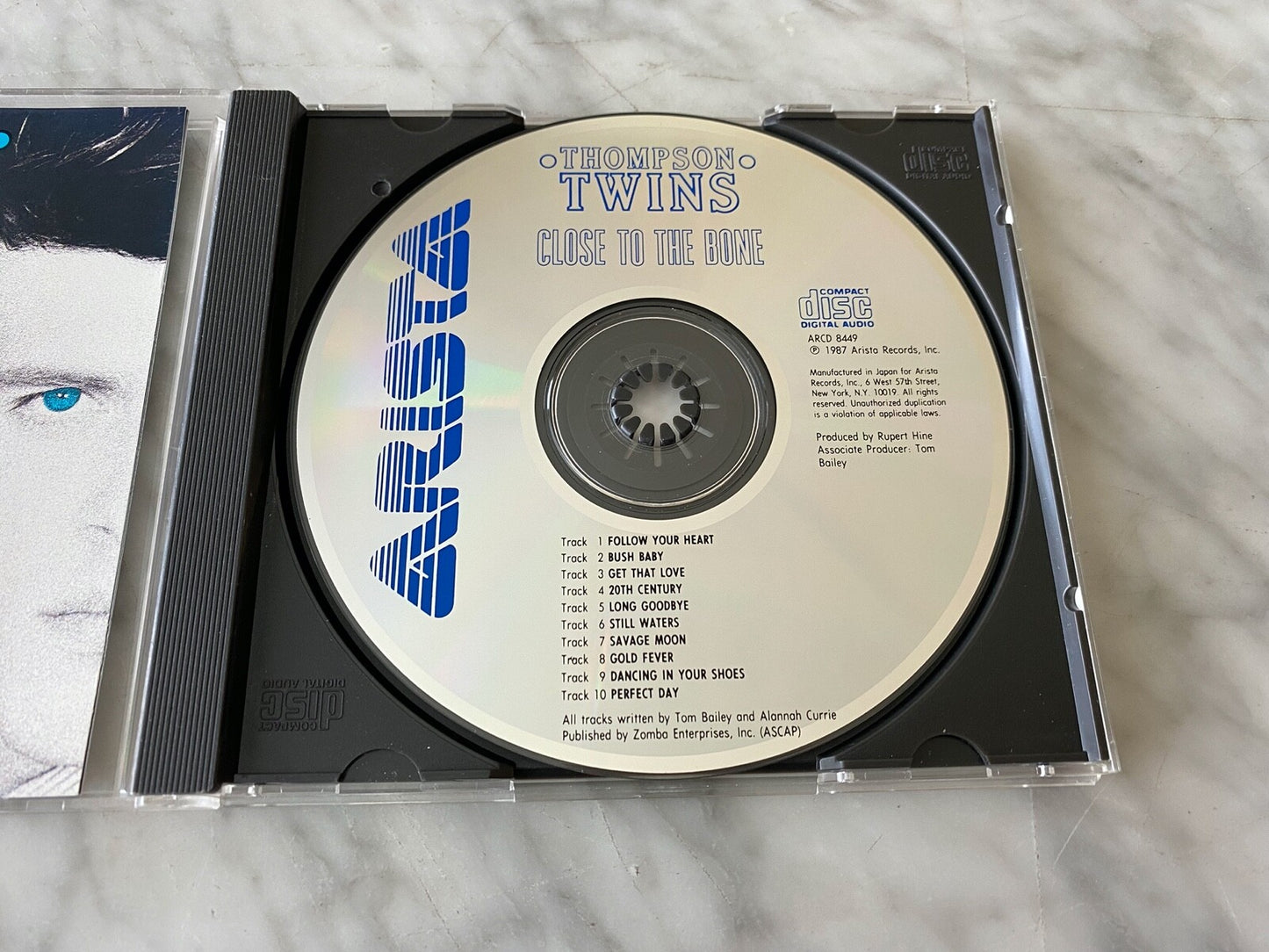 Thompson Twins – Close To The Bone [JAPAN TARGET ERA]