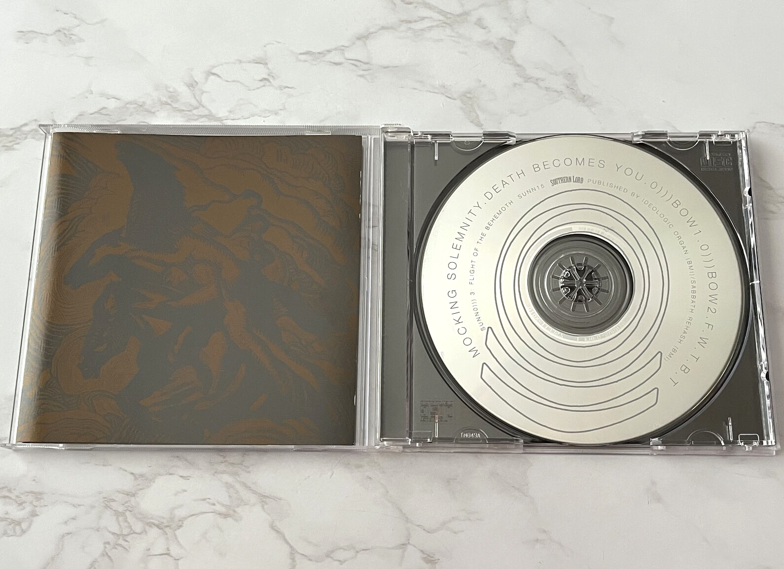 Sunn O – 3: Flight Of The Behemoth