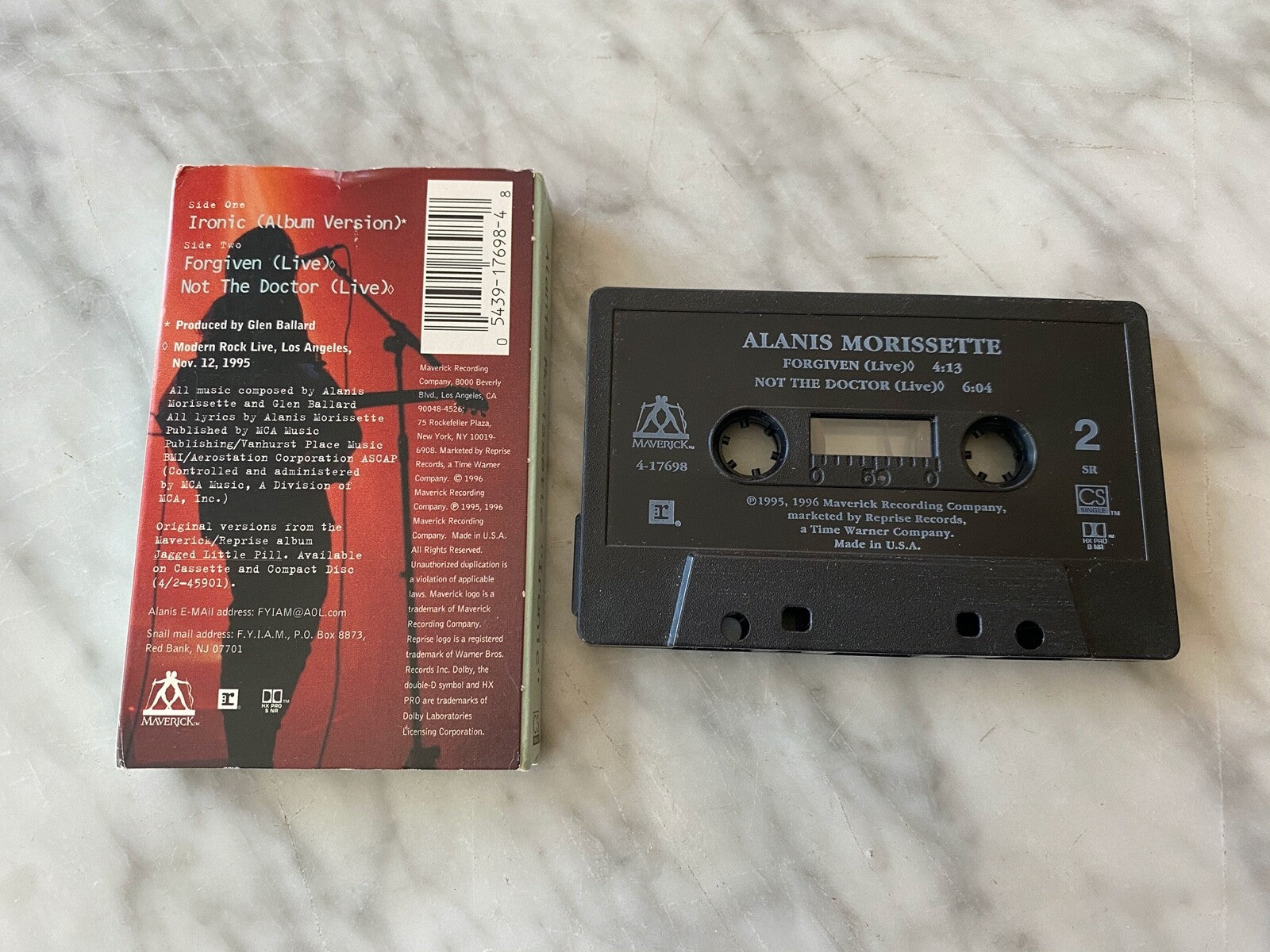 Alanis Morissette – Ironic (1996)