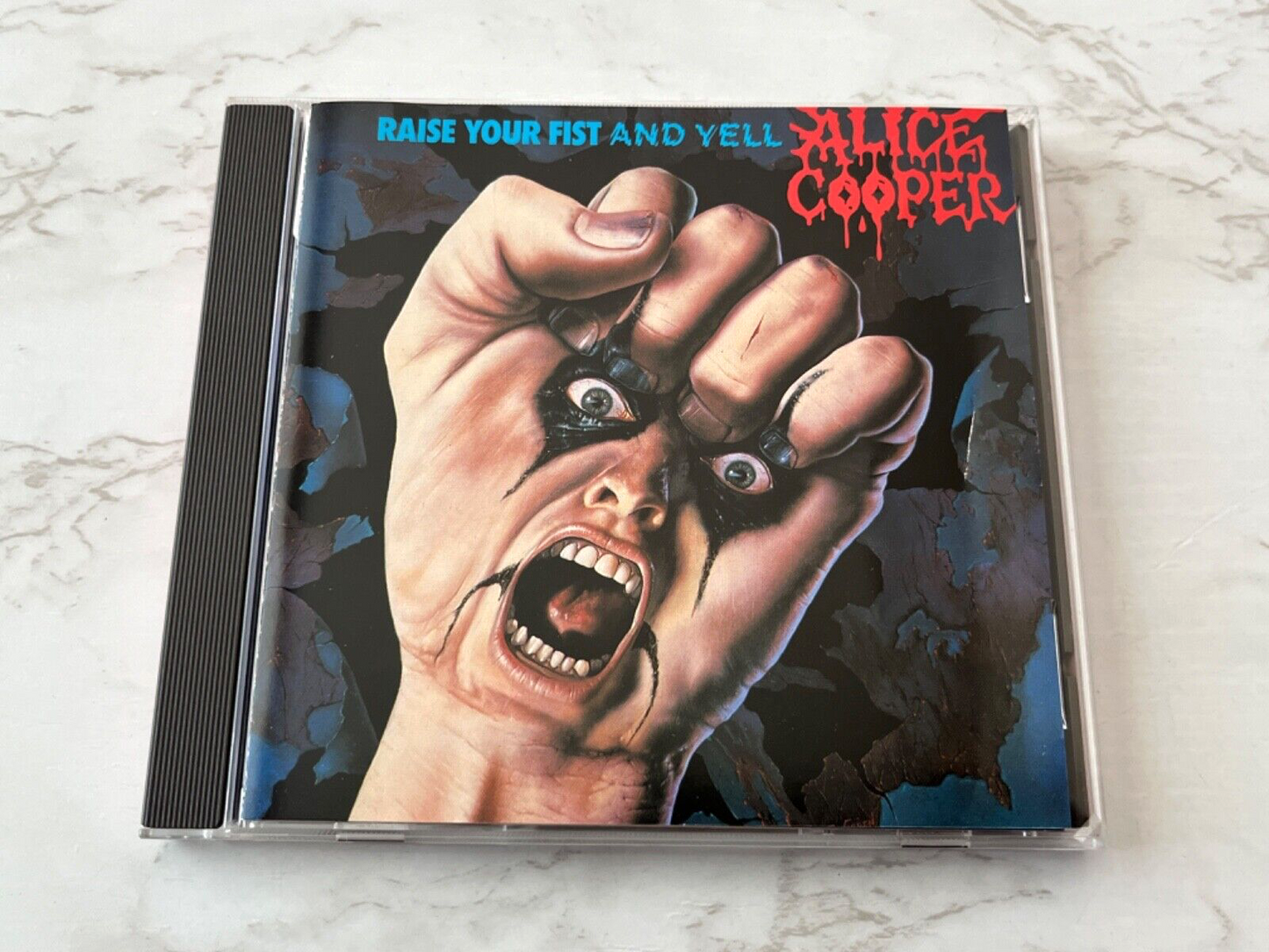 Alice Cooper – Raise Your Fist And Yell [GERMAN PRESS]