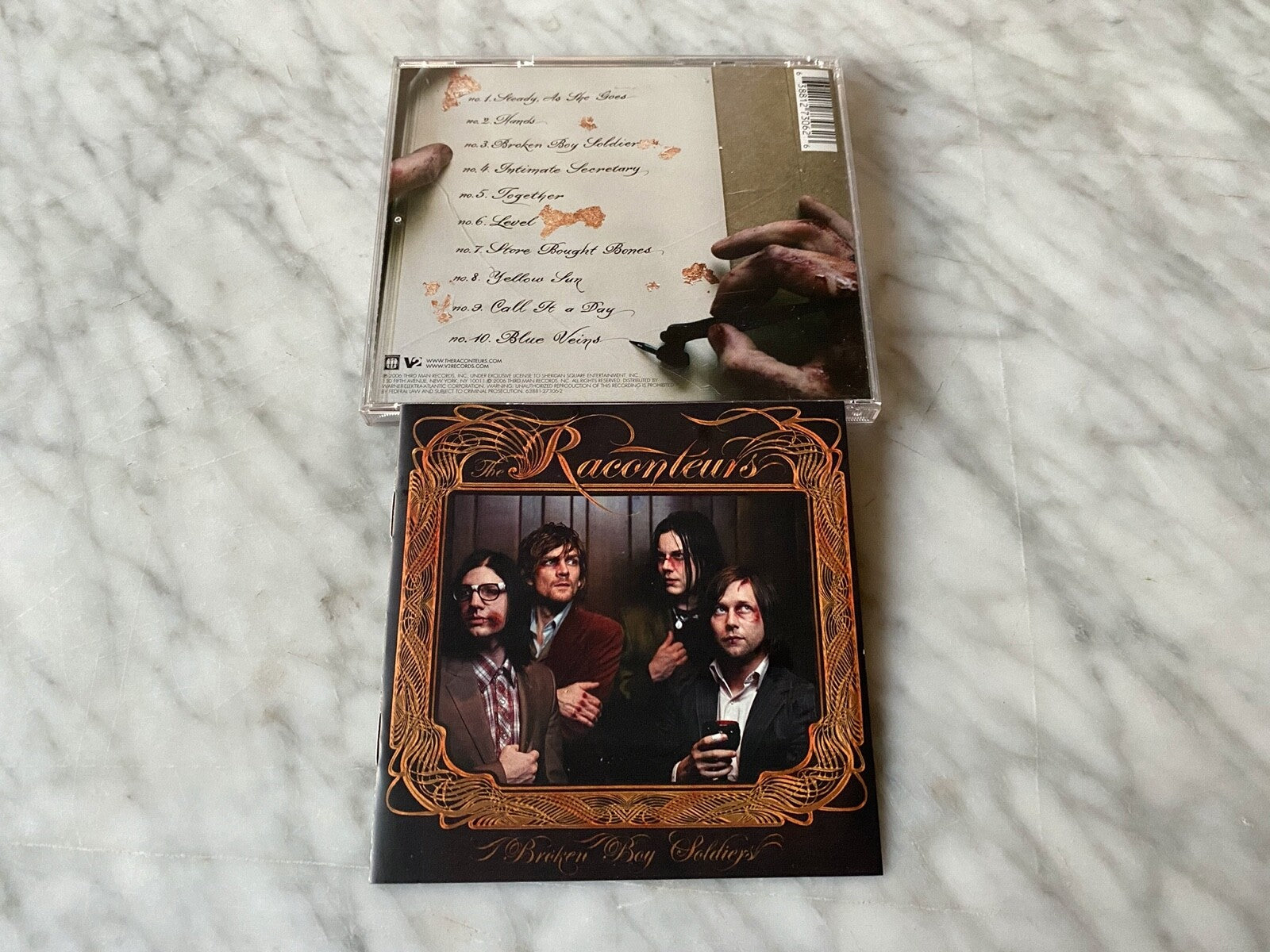 The Raconteurs – Broken Boy Soldiers (2006)
