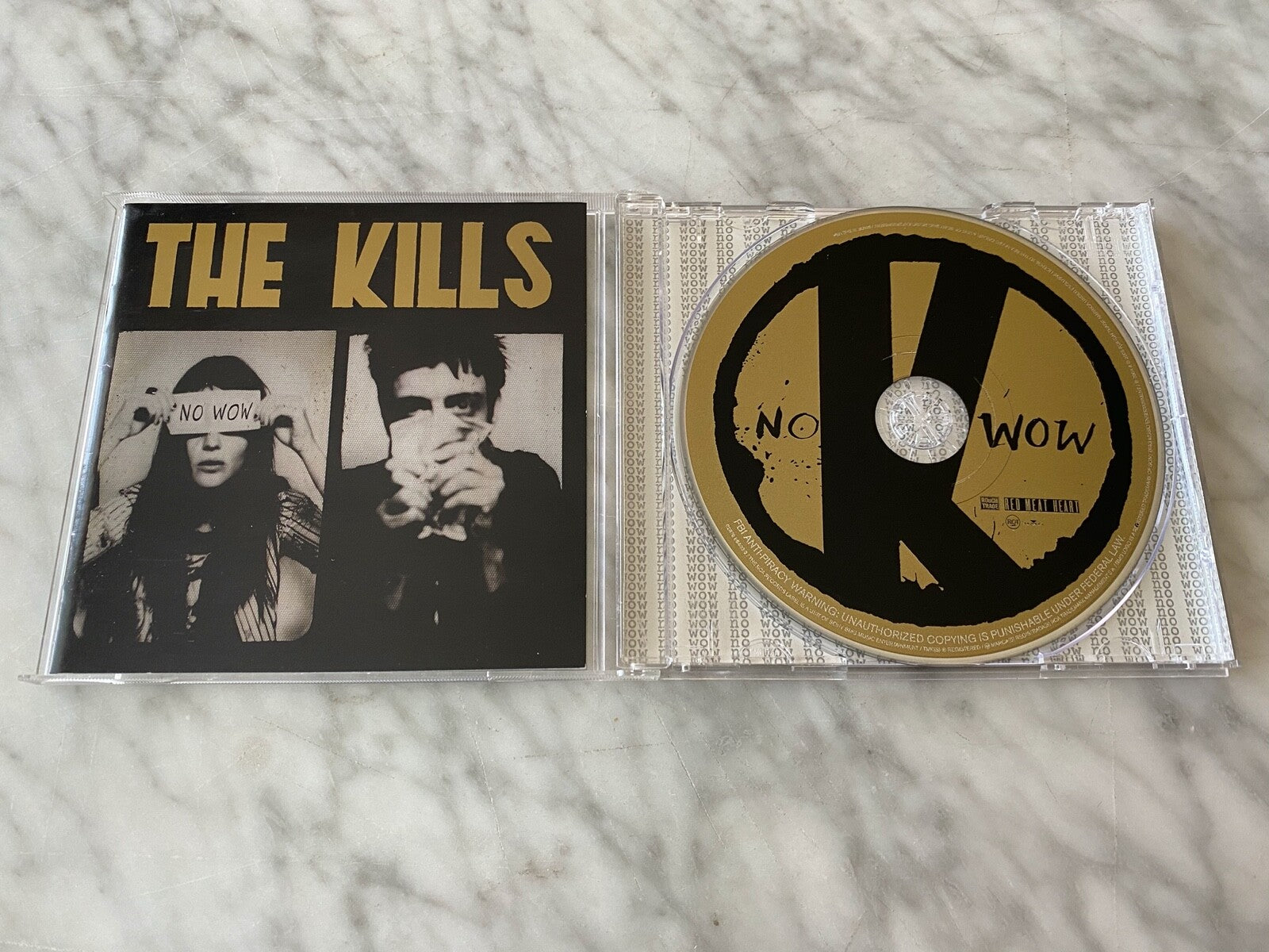 The Kills – No Wow (2005)