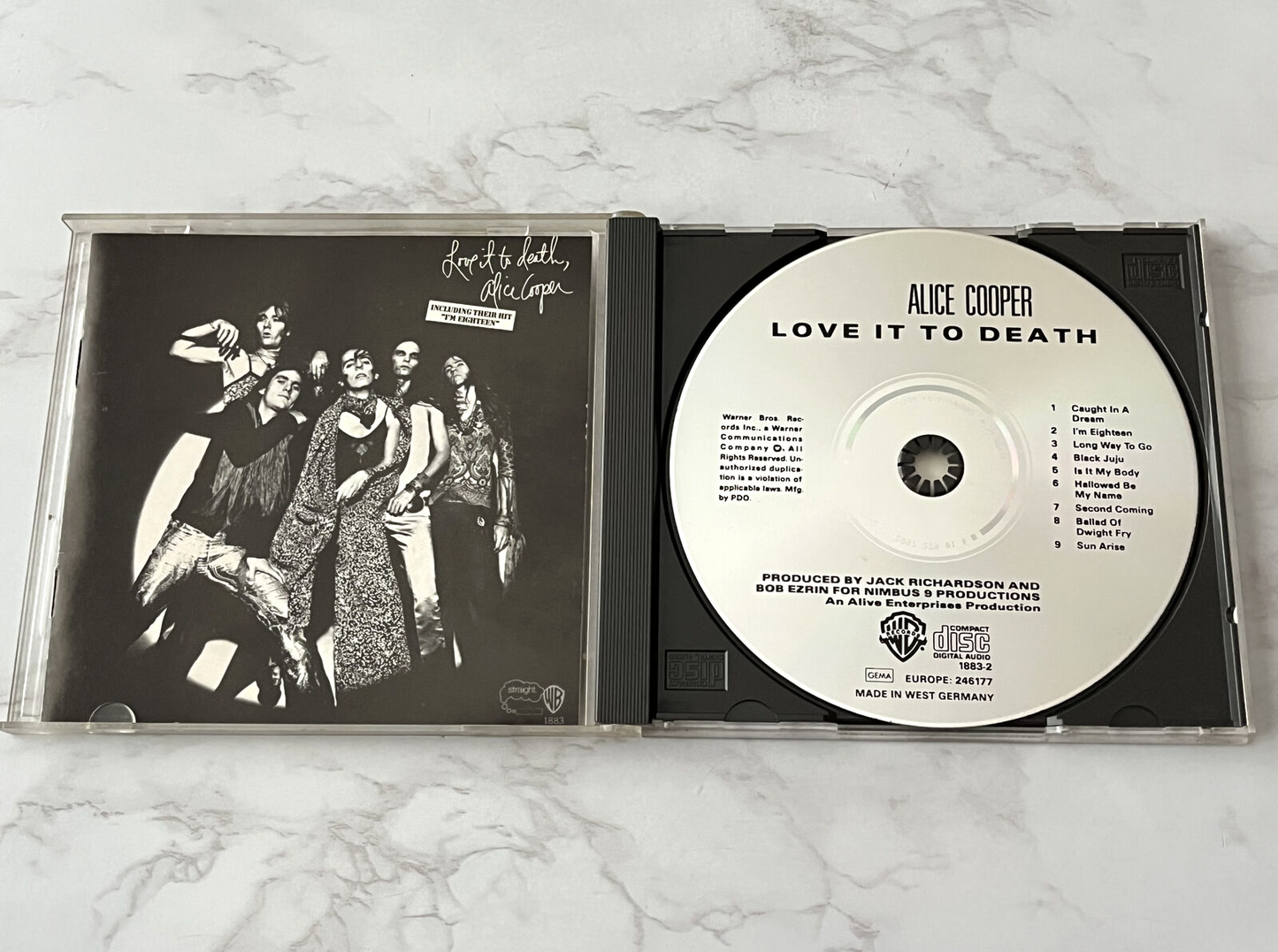 Alice Cooper – Love It To Death (1987) [GERMAN PRESS]