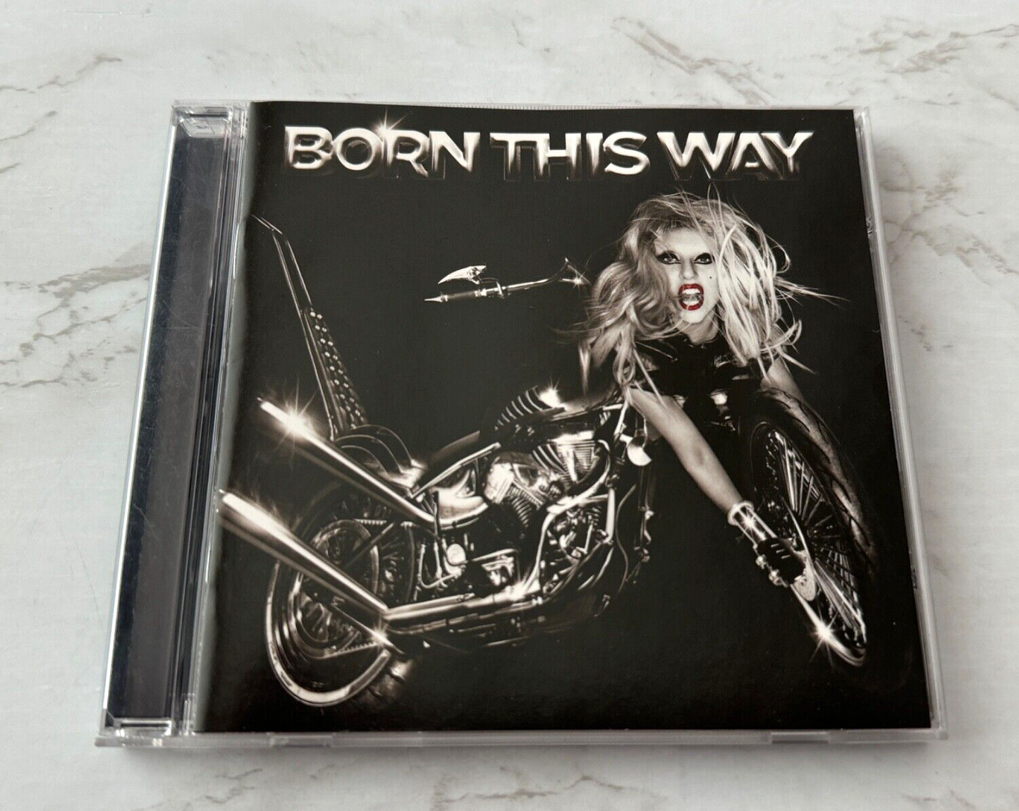 Lady Gaga – Born This Way (2011)