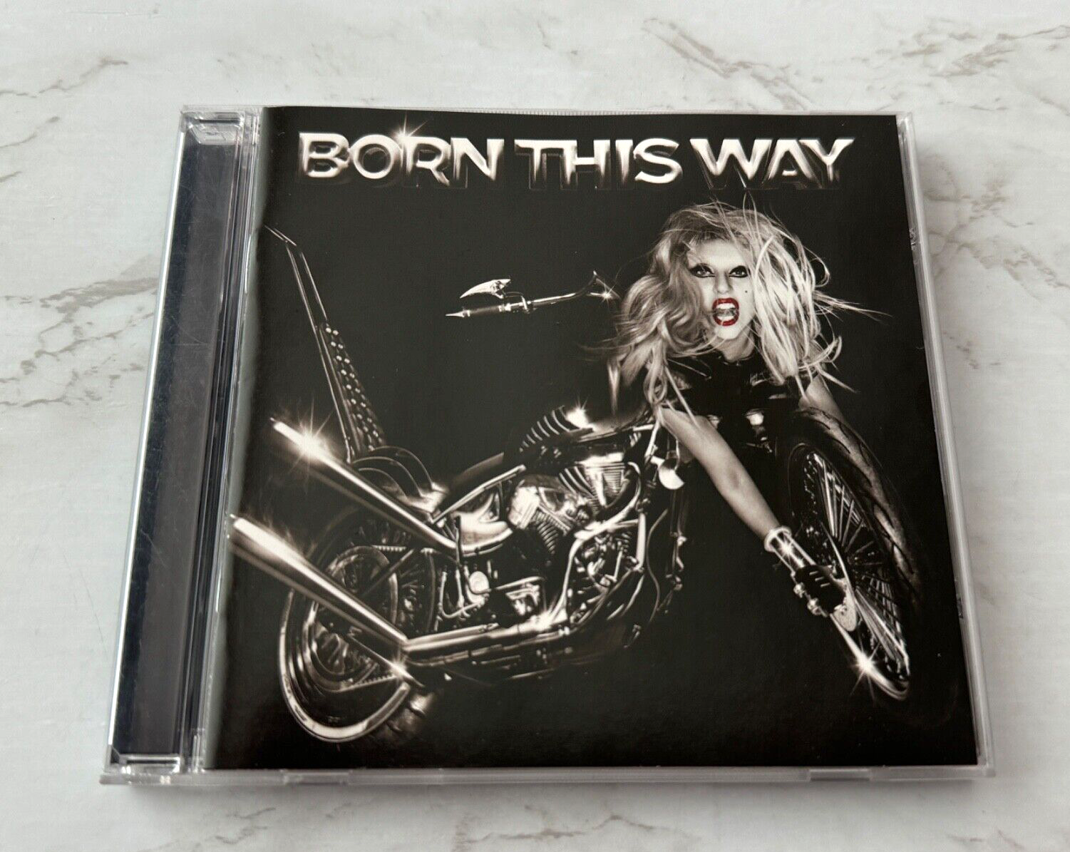 Lady Gaga – Born This Way (2011)