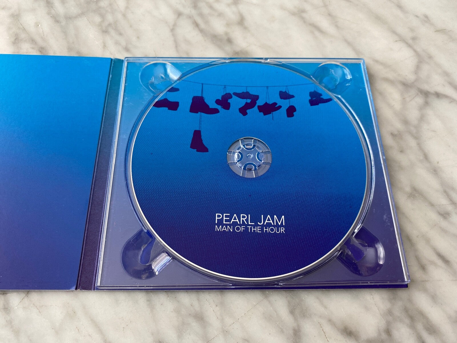 Pearl Jam – Man Of The Hour (Digipak) (2003)