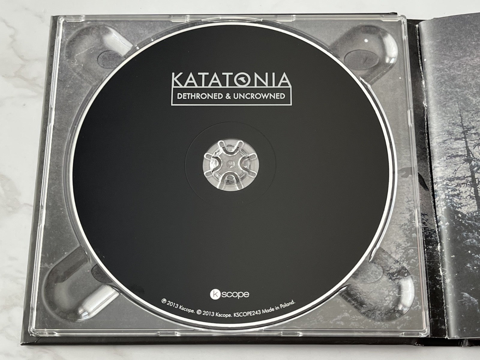 Katatonia – Dethroned & Uncrowned (CD/DVD) (2013)