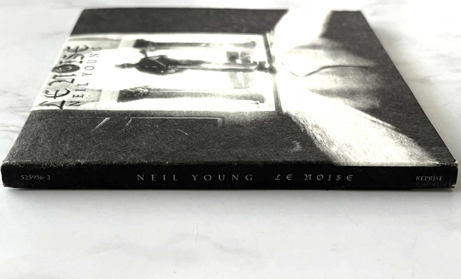 Neil Young – Le Noise (Digipak) (2010)