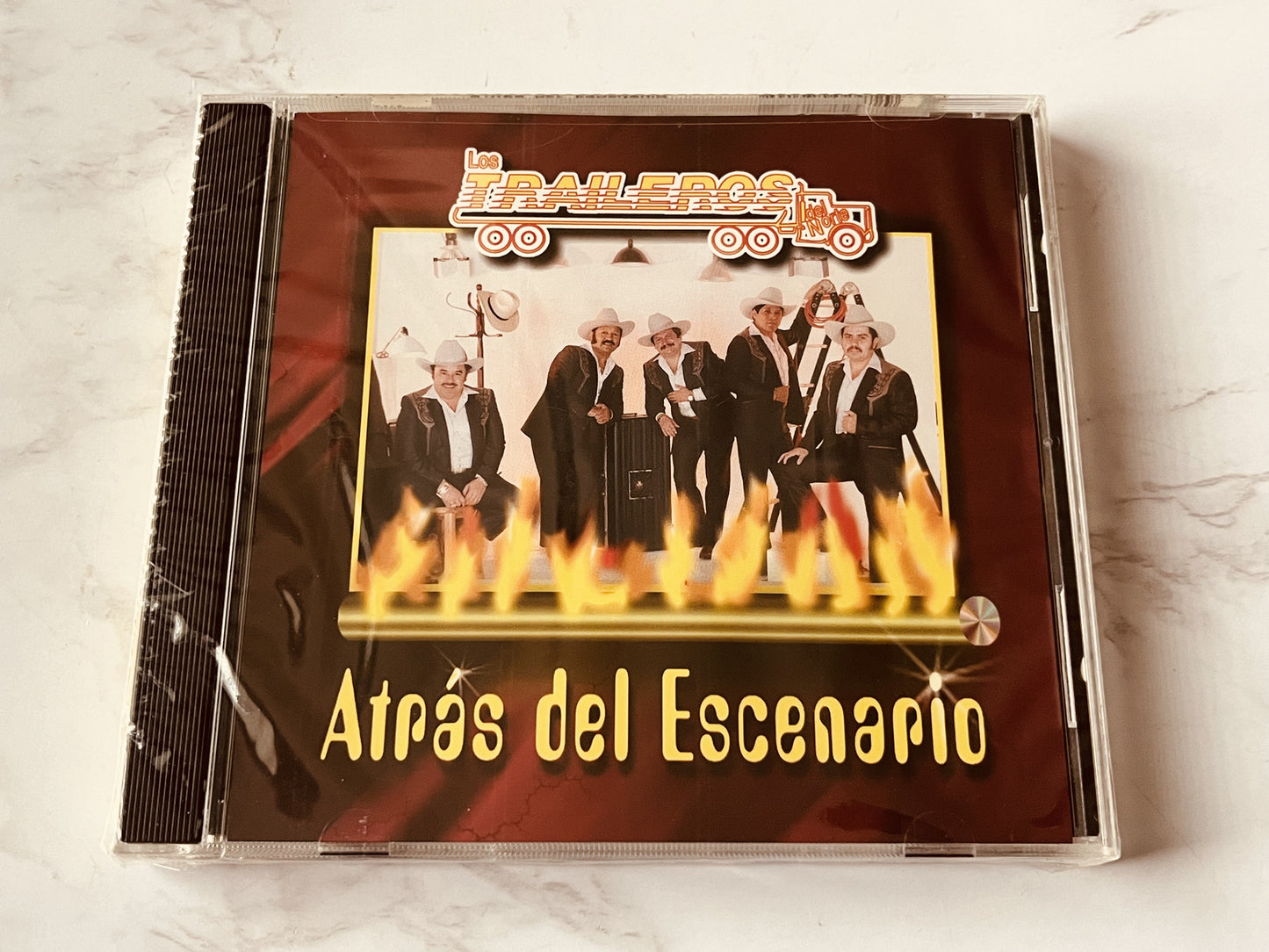Los Traileros Del Norte – Atras Del Escenario (2001)