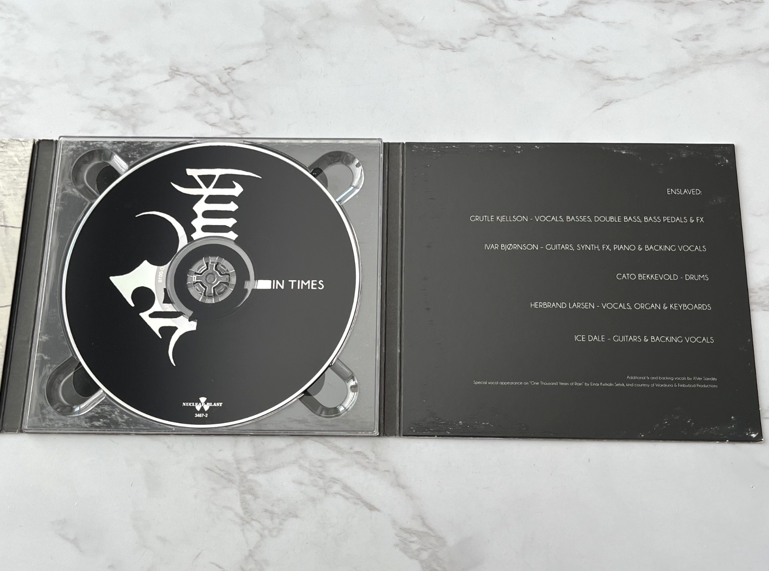 Enslaved – In Times (Digipak) (2015)