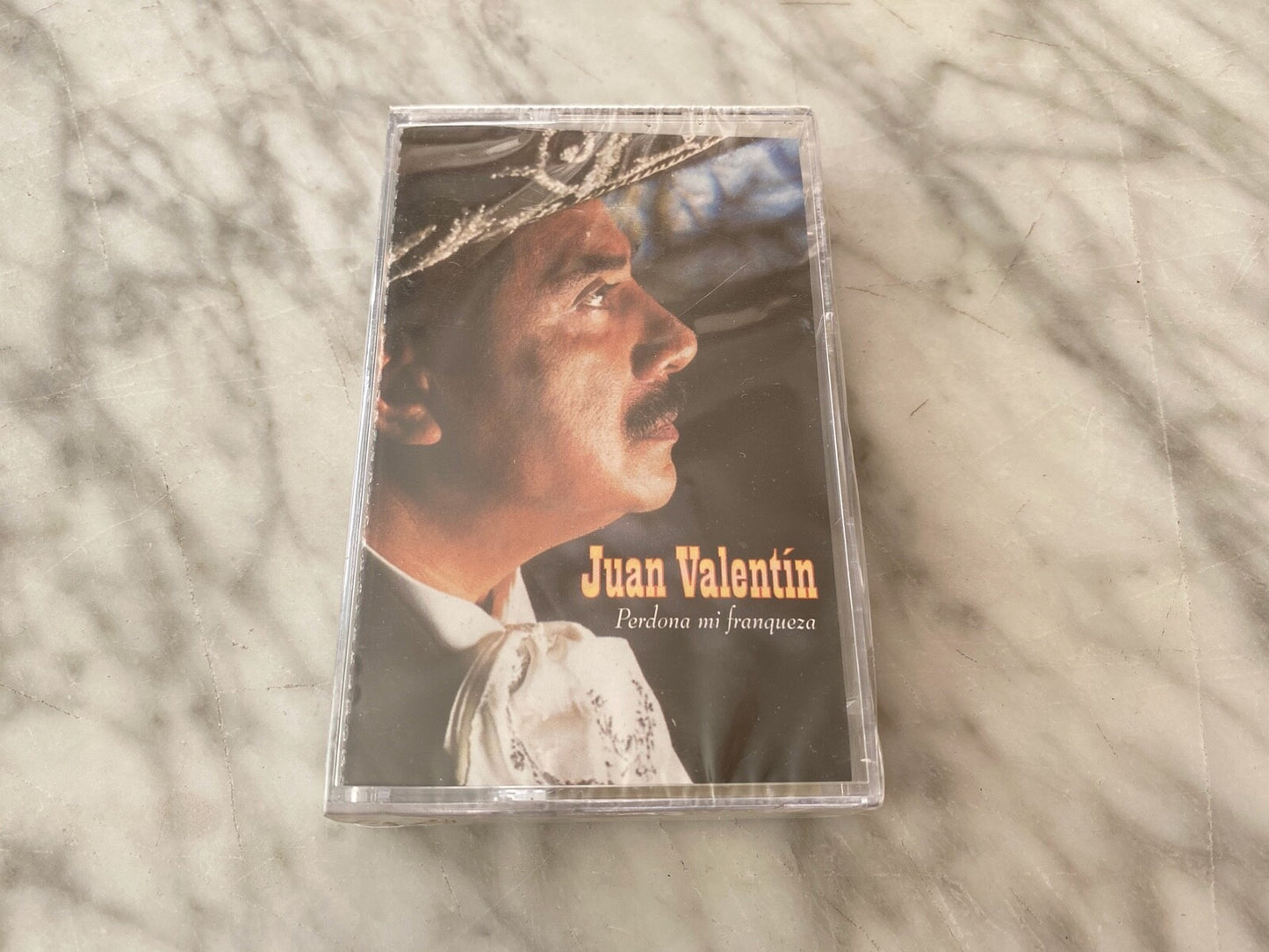 Juan Valentin – Perdona Mi Franqueza