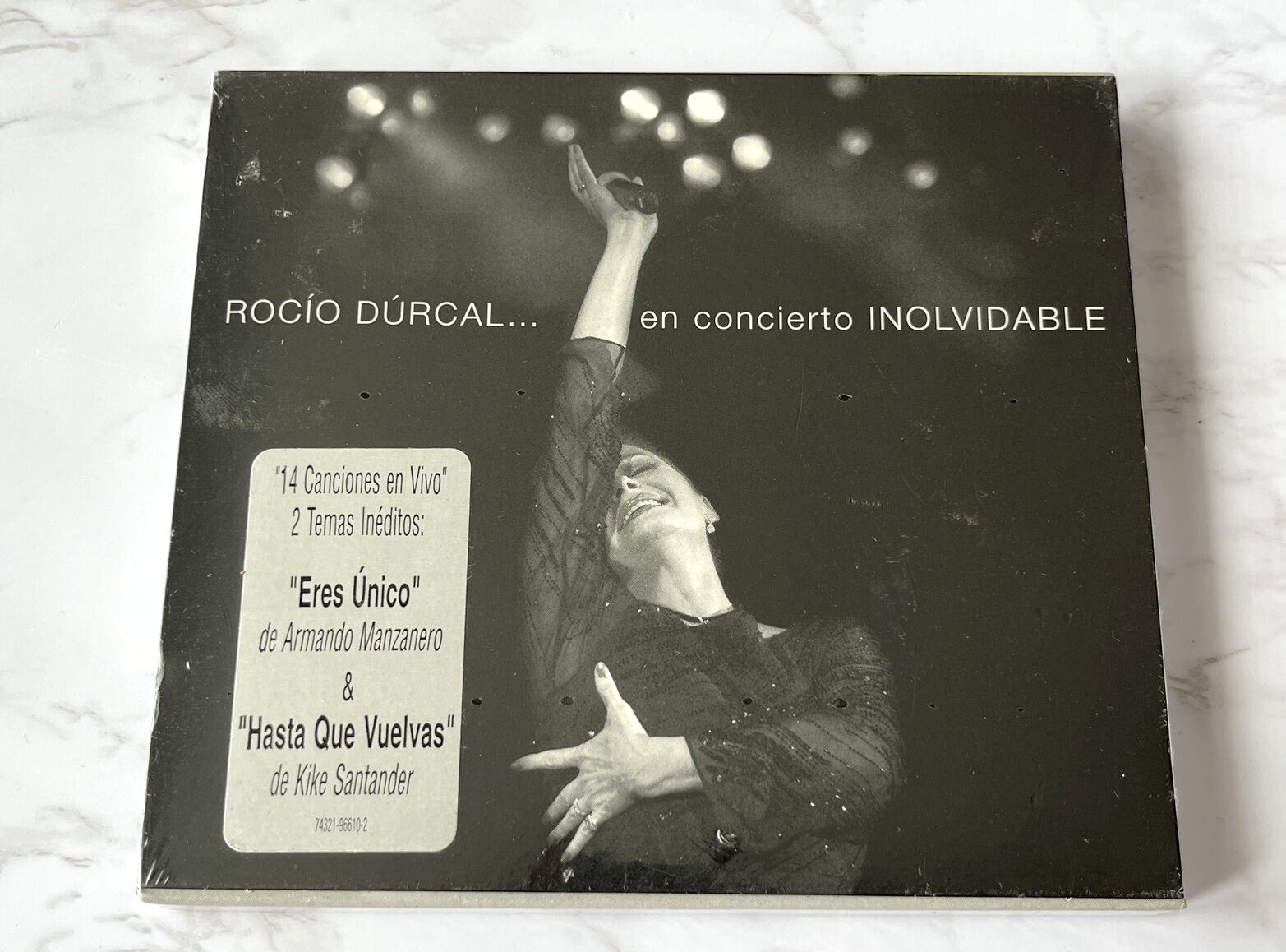 Rocio Durcal – Inolvidable En Concierto (2002)