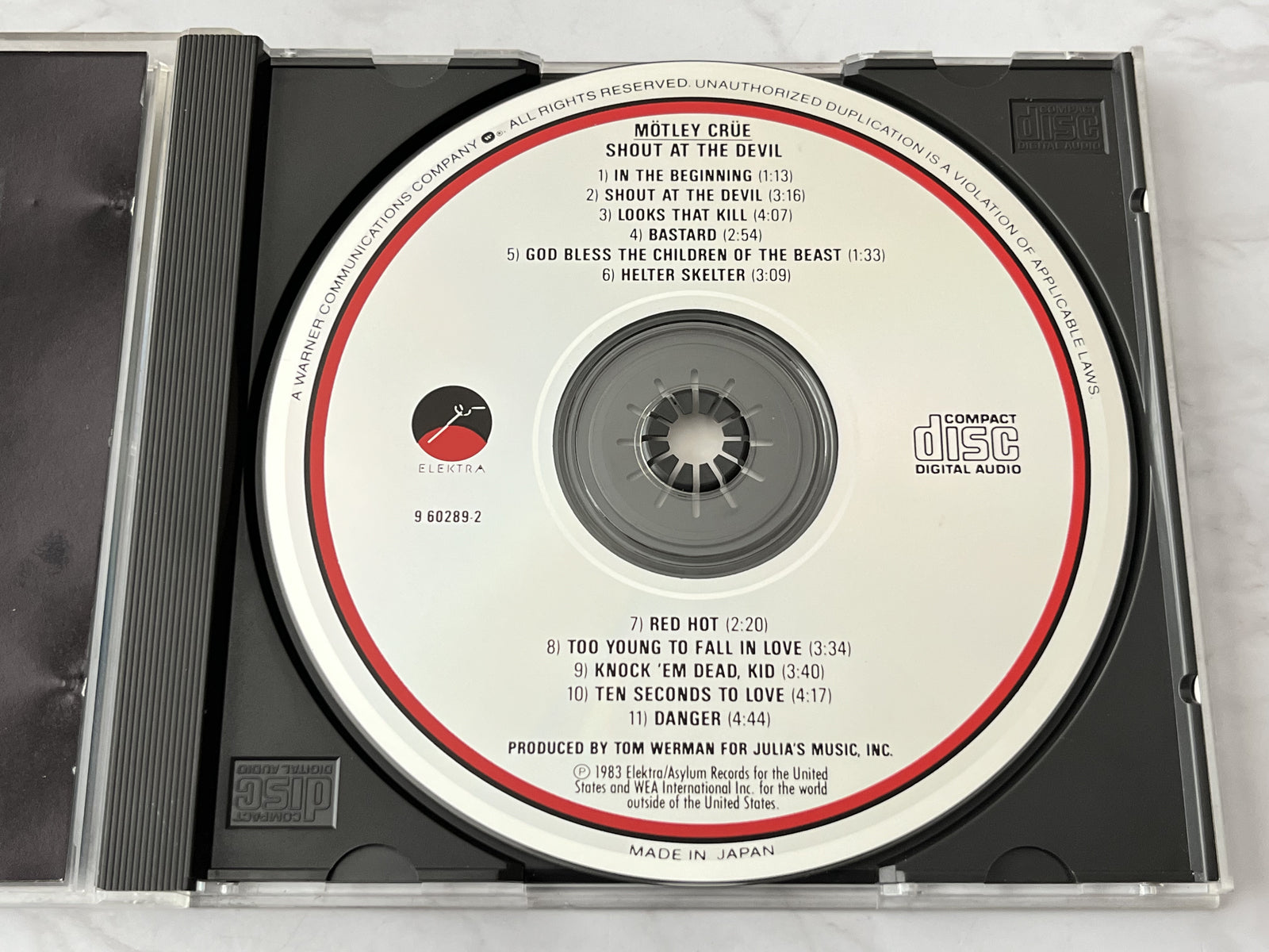 Motley Crue – Shout At The Devil [JAPAN PRESS]
