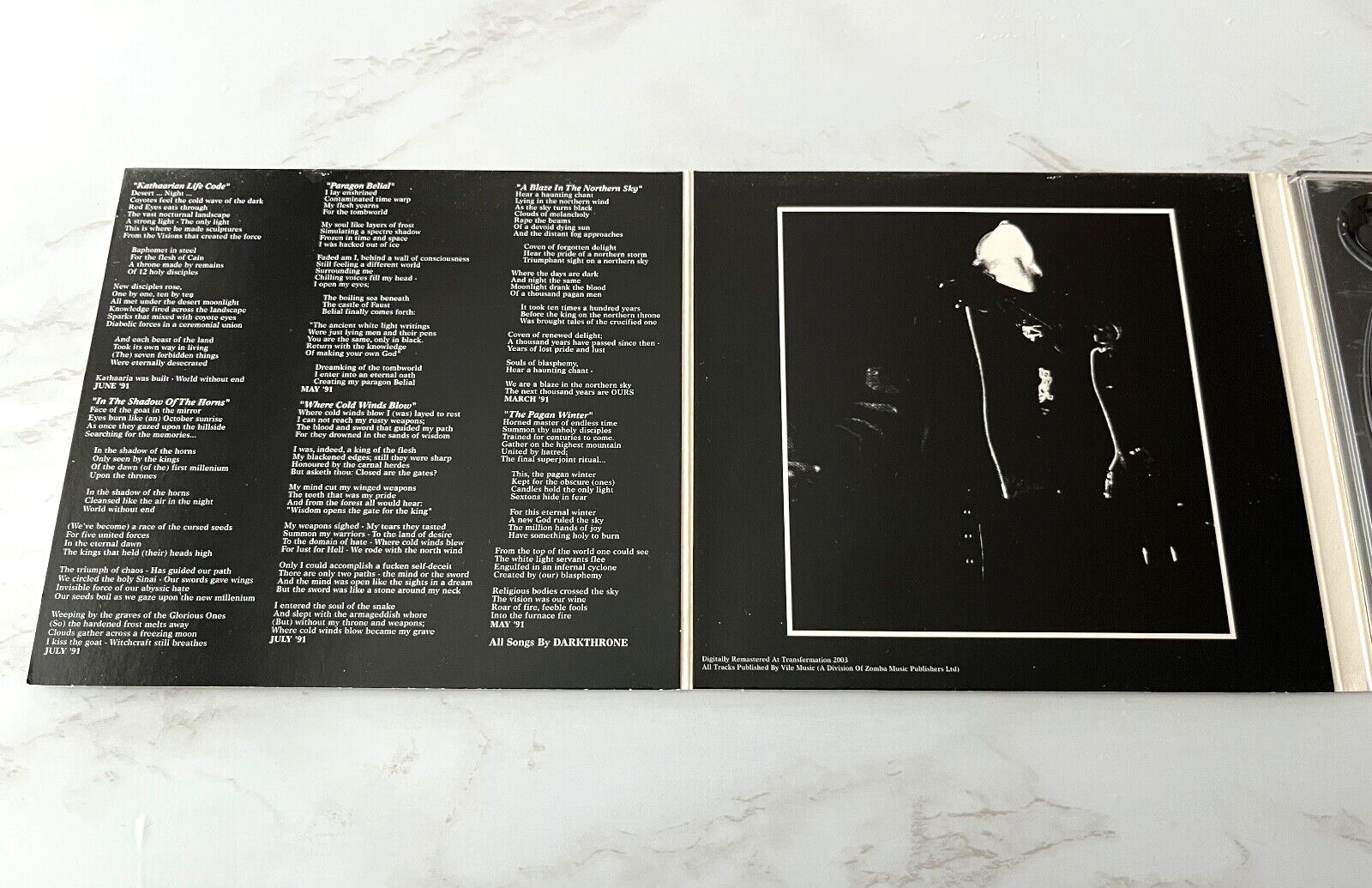 Darkthrone – A Blaze in The Northern Sky (Digipak) (2003)