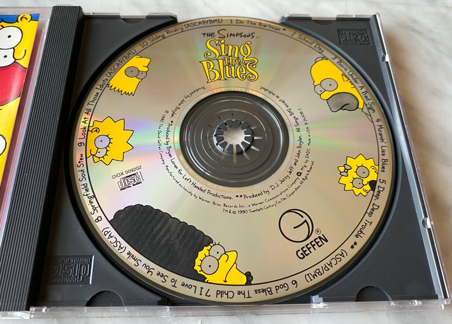The Simpsons Sing The Blues (1990)