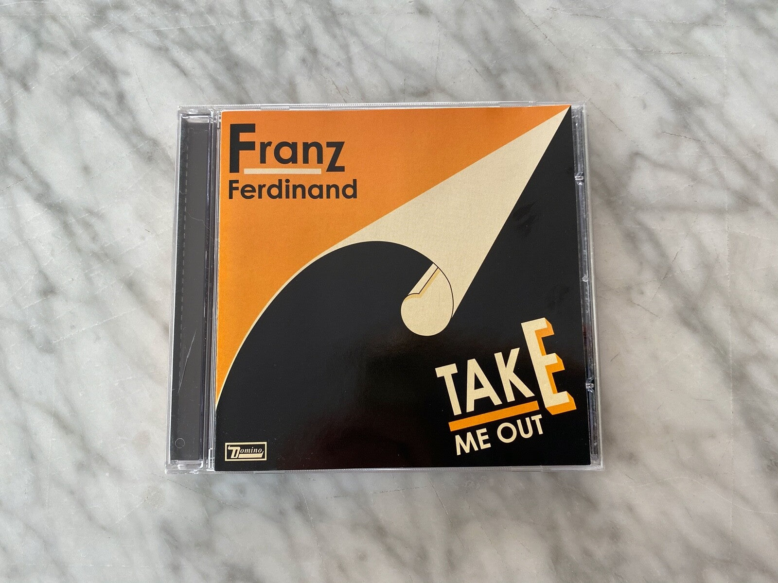 Franz Ferdinand – Take Me Out (2004)