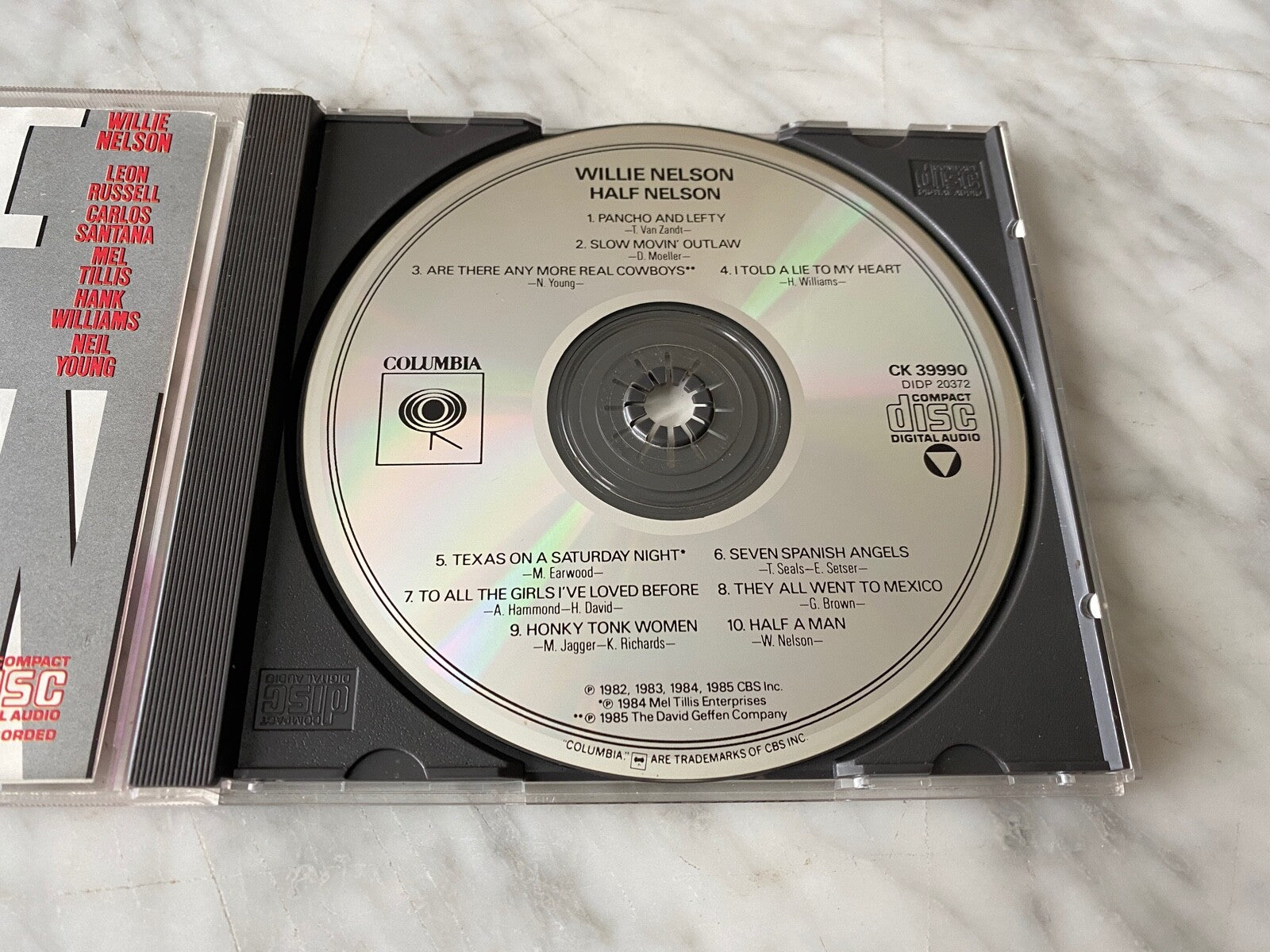 Willie Nelson – Half Nelson