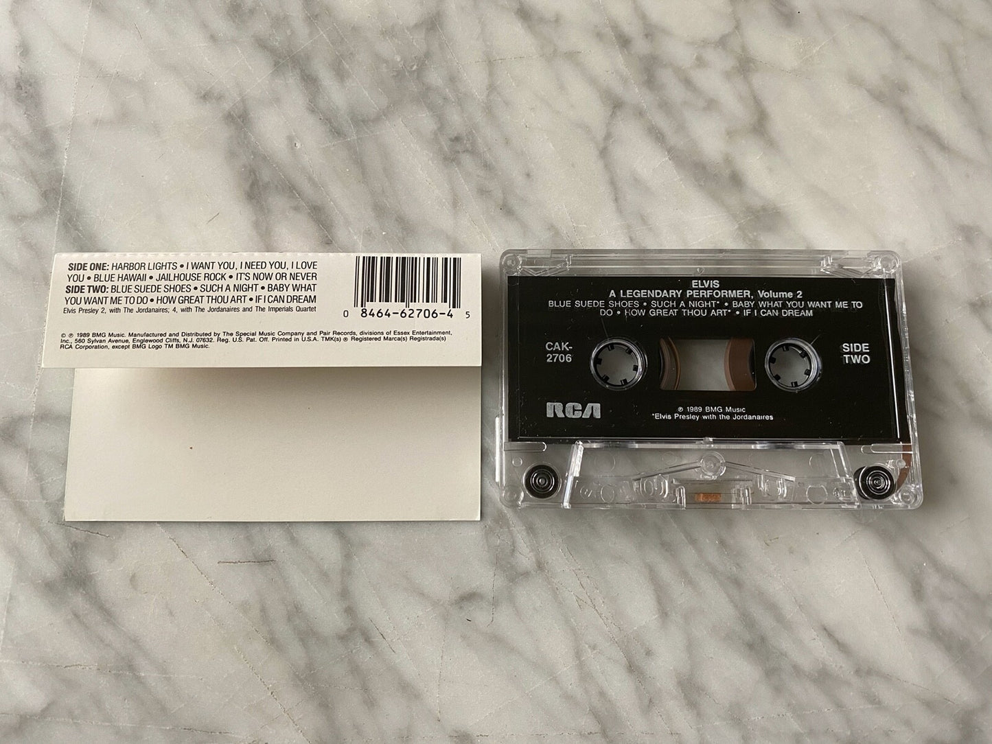 Elvis Presley – Elvis A Legendary Performer (1989)