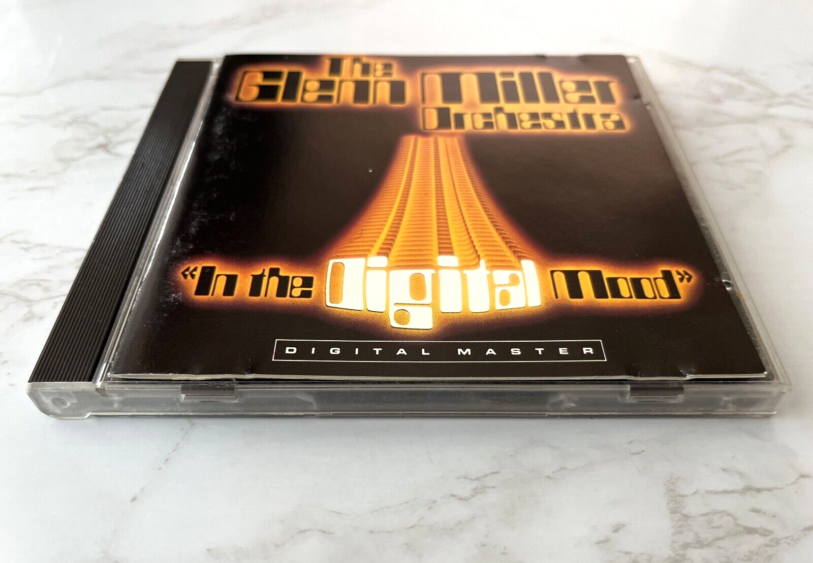 Glenn Miller – The Glenn Miller Orchestra In The Digital Mood (1984) [JAPAN PRESS]
