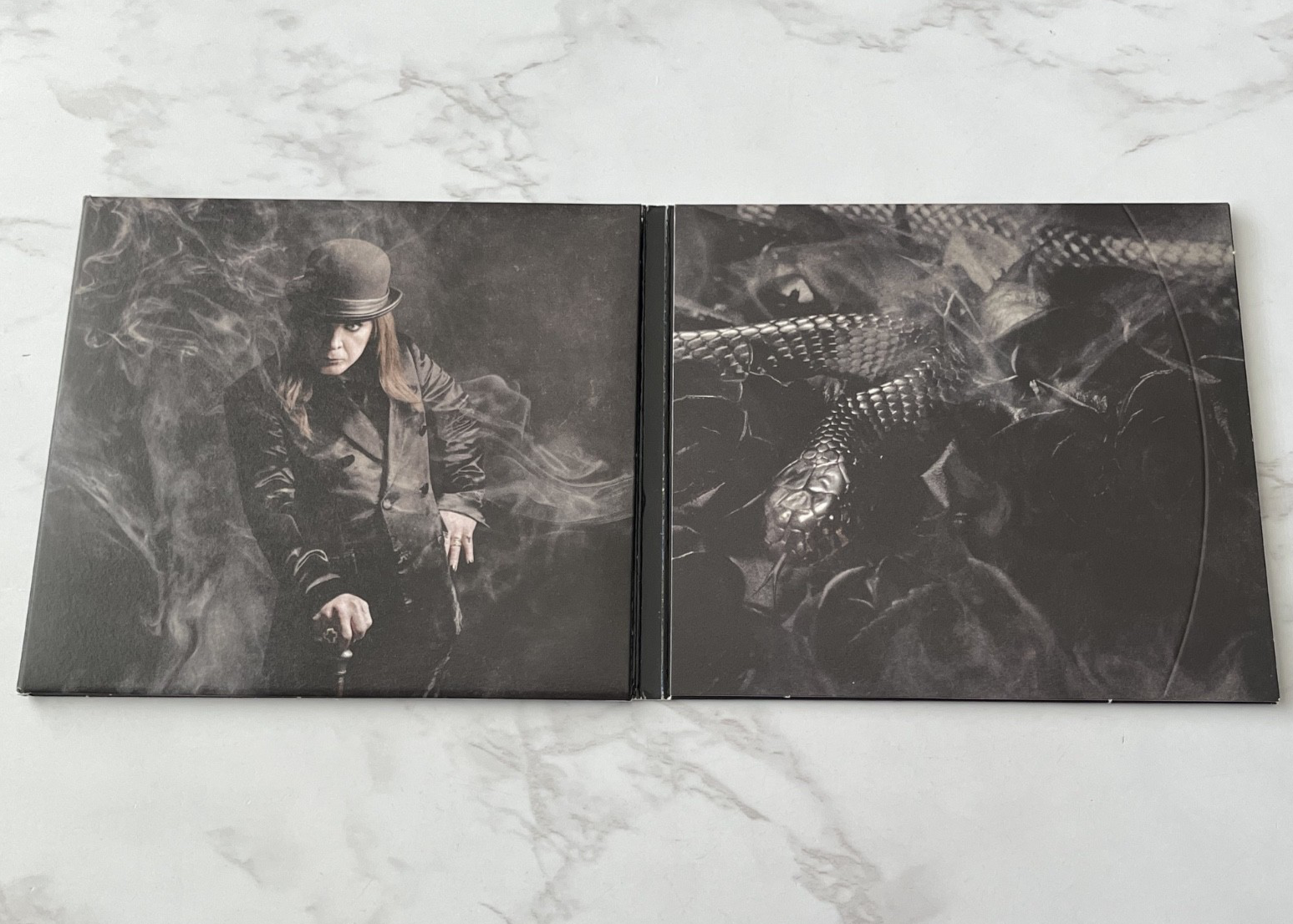 Ozzy Osbourne – Ordinary Man (Deluxe Edition, Digipak) (2020)